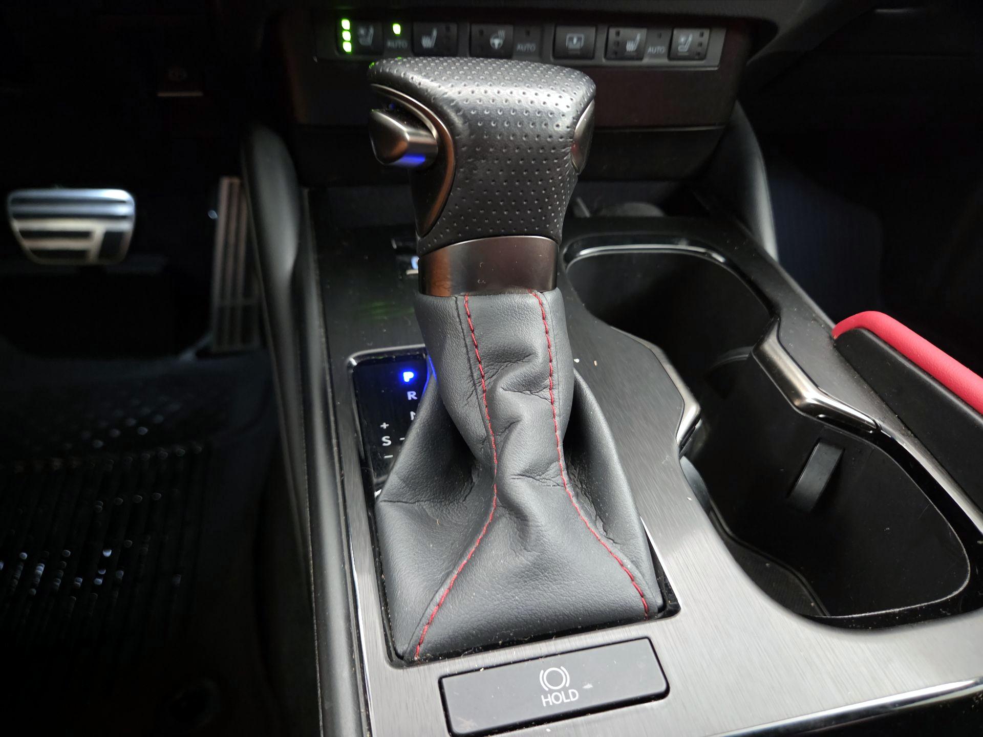 Thumbnail: 2023 Lexus ES - 17
