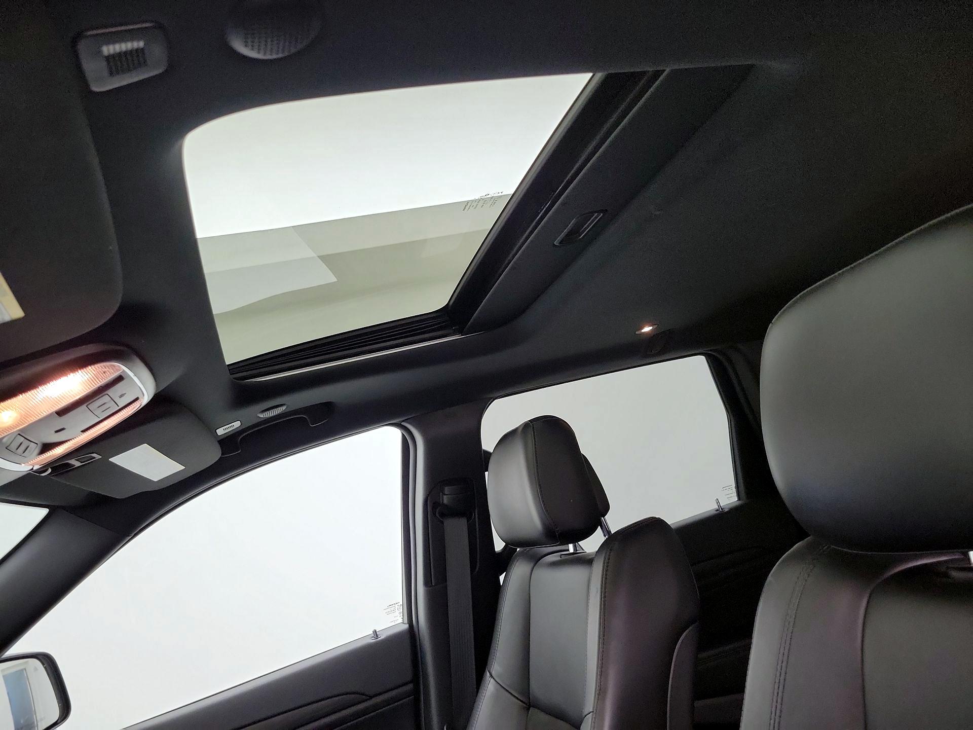Thumbnail: 2021 Jeep Grand Cherokee - 20