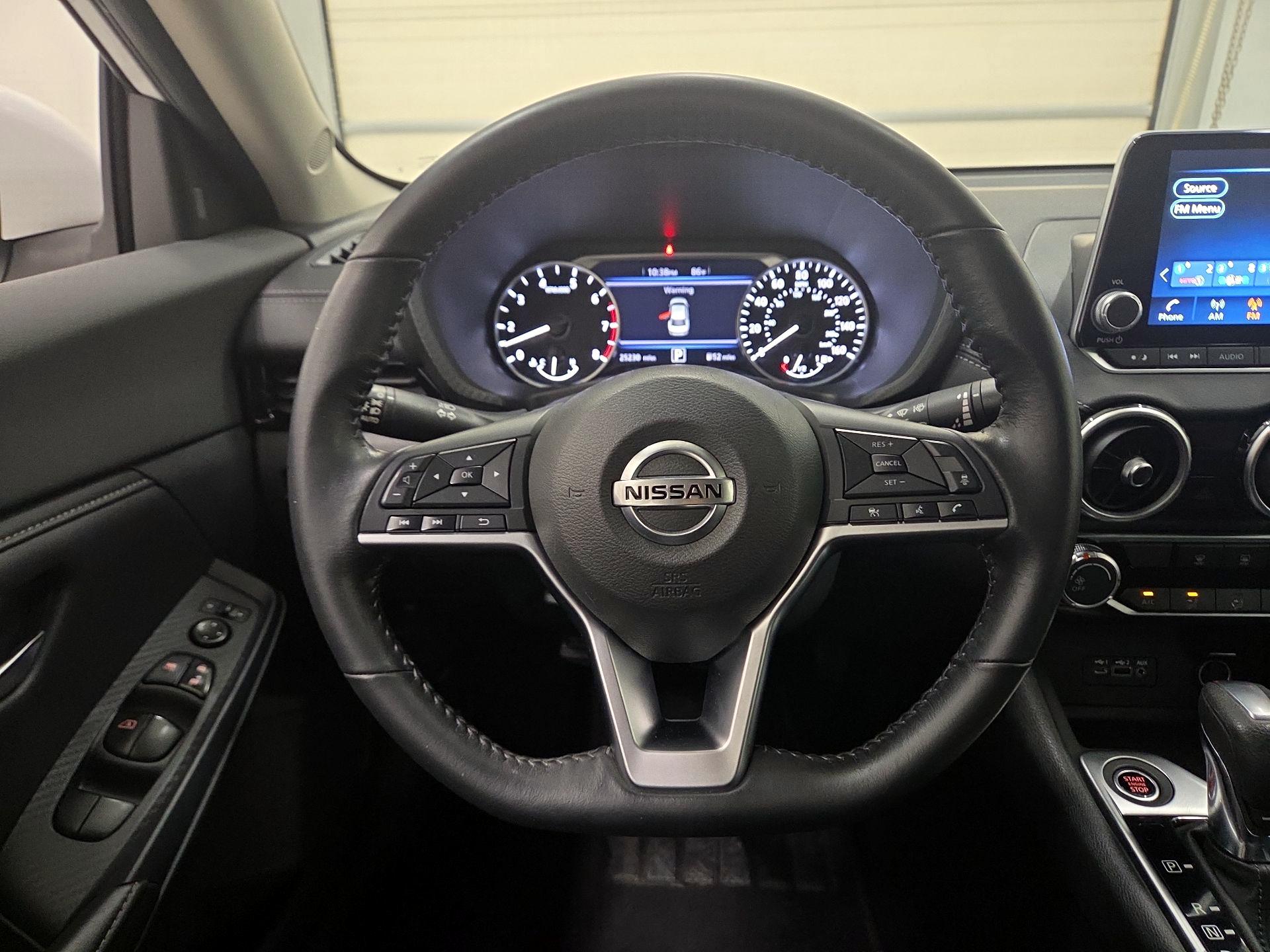 Thumbnail: 2022 Nissan Sentra - 10