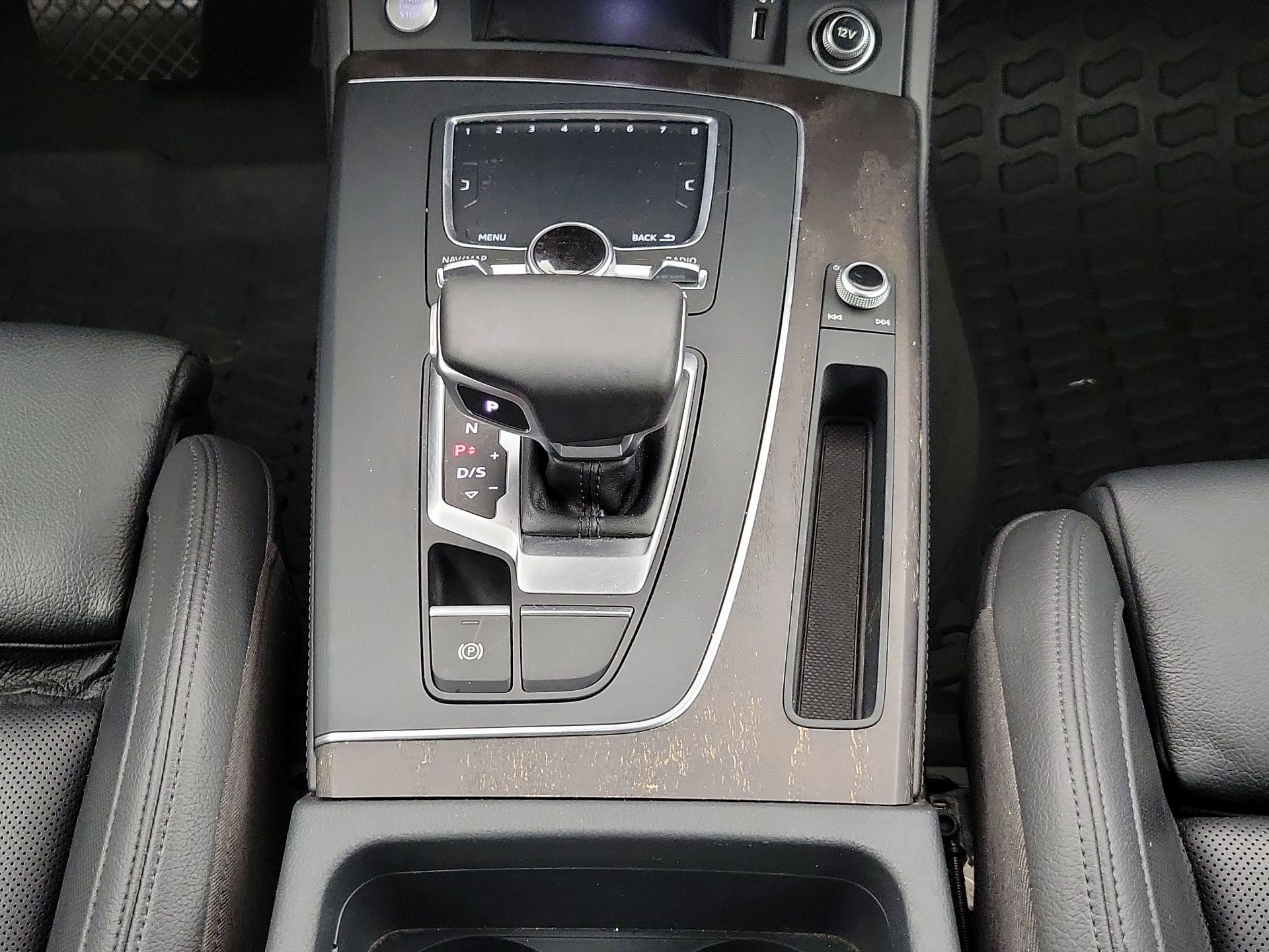 Thumbnail: 2019 Audi Q5 - 18