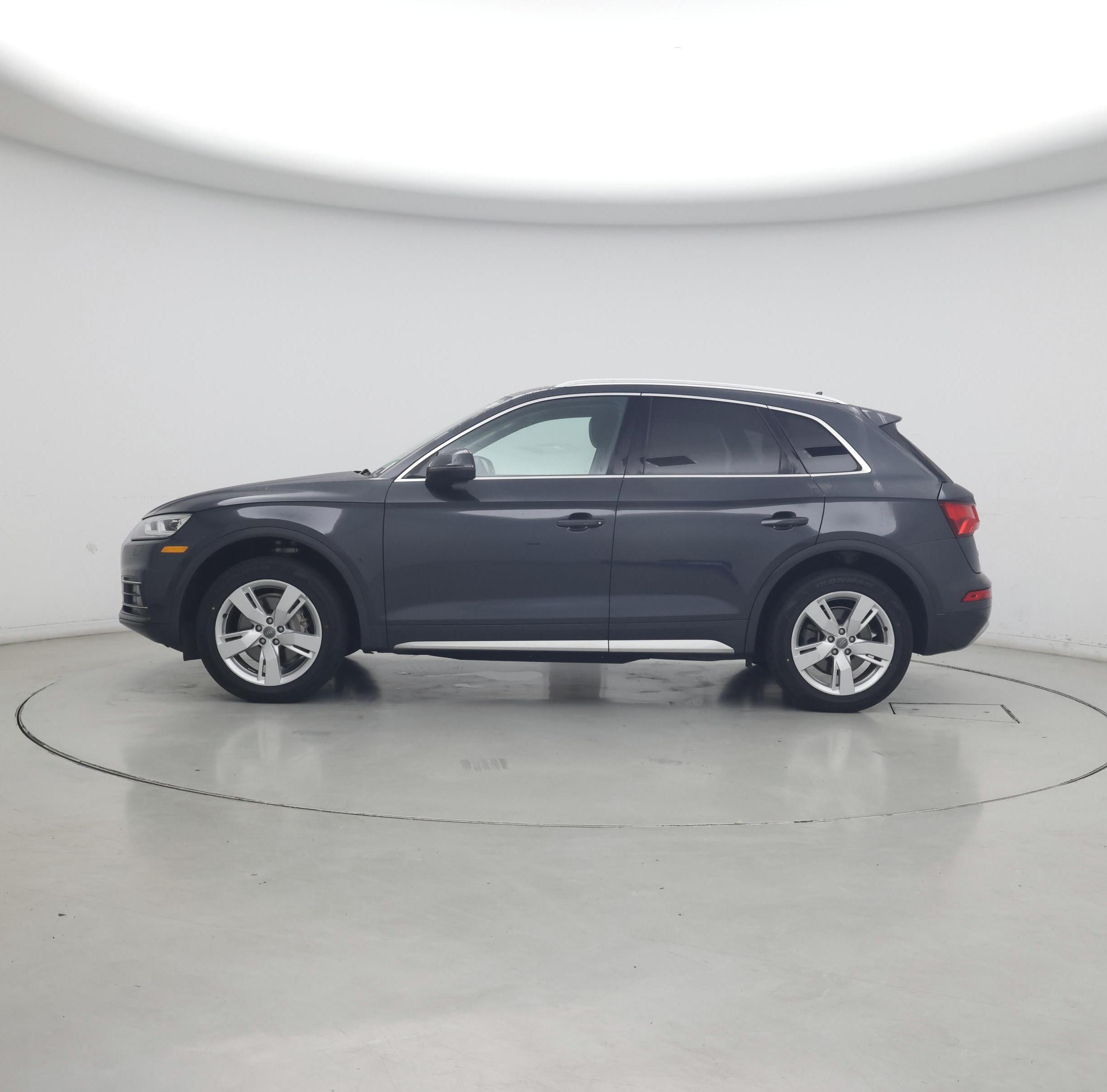 Thumbnail: 2019 Audi Q5 - 3