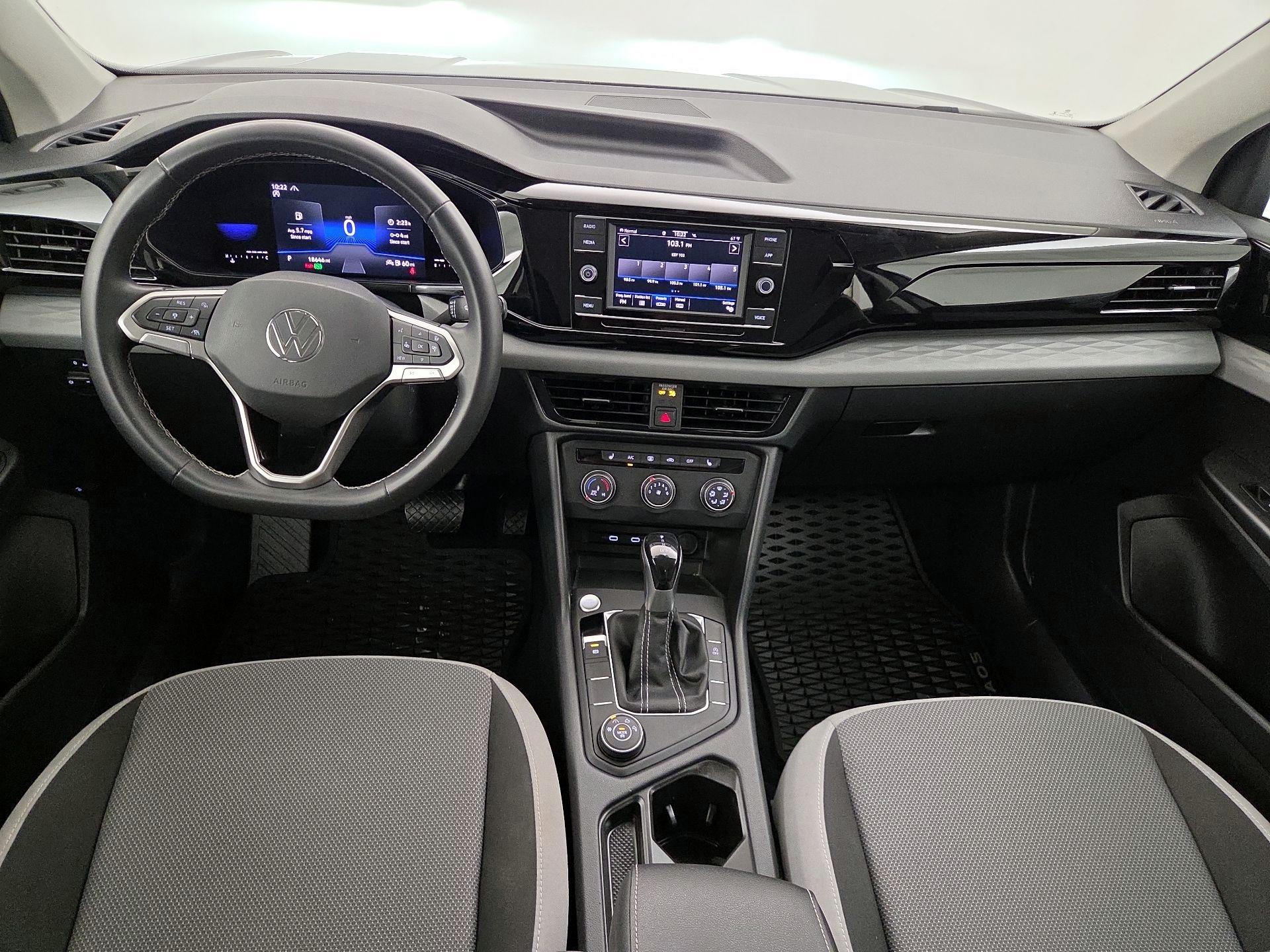 Thumbnail: 2022 Volkswagen Taos - 9