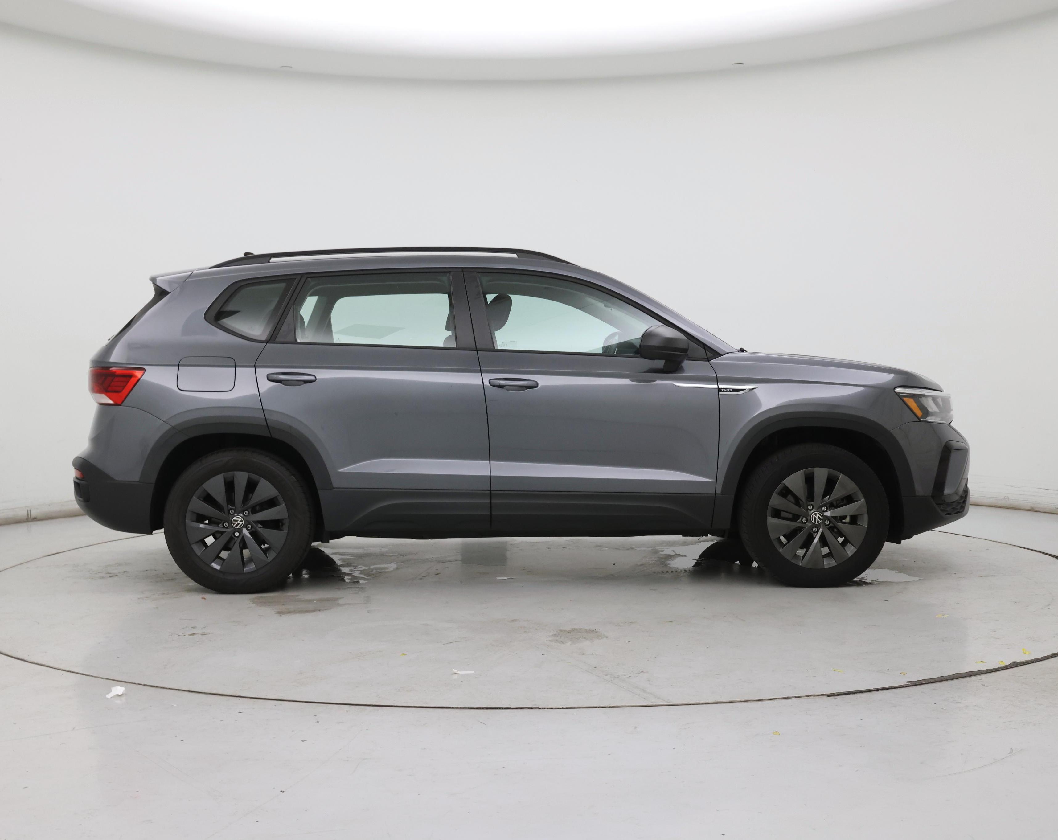 Thumbnail: 2022 Volkswagen Taos - 7