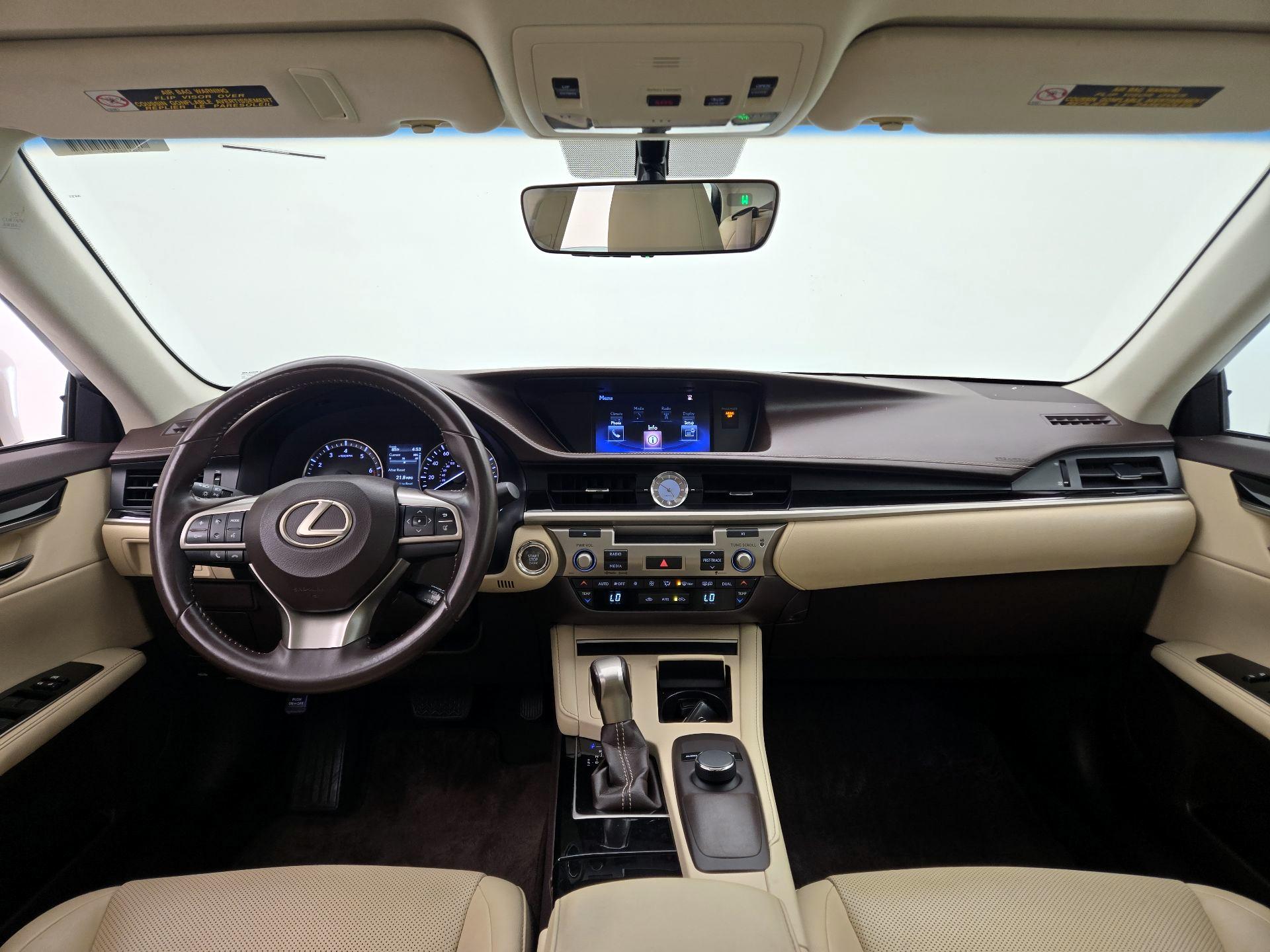 Thumbnail: 2016 Lexus ES - 9