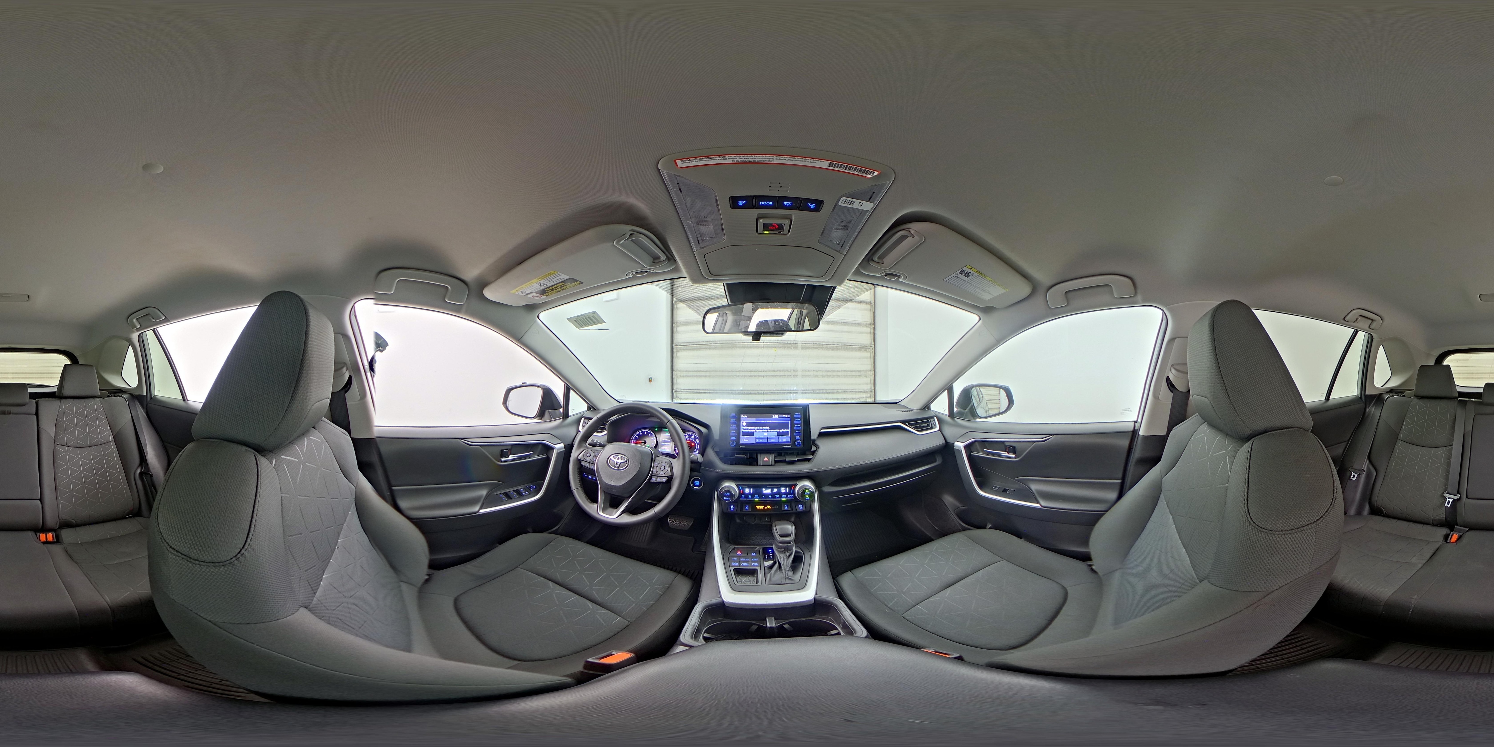 2022 Toyota RAV4 XLE - Photo 25