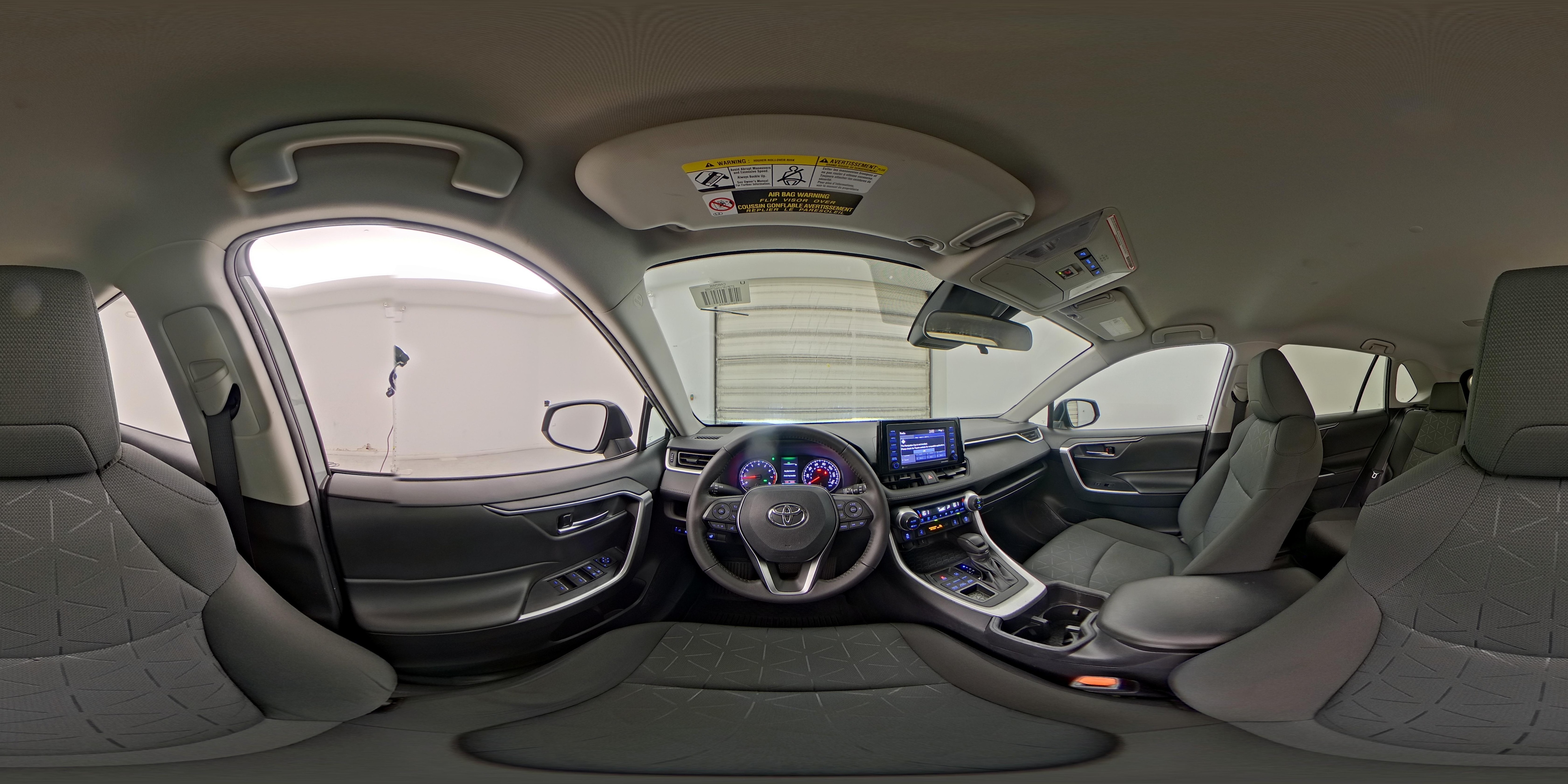 2022 Toyota RAV4 XLE - Photo 27