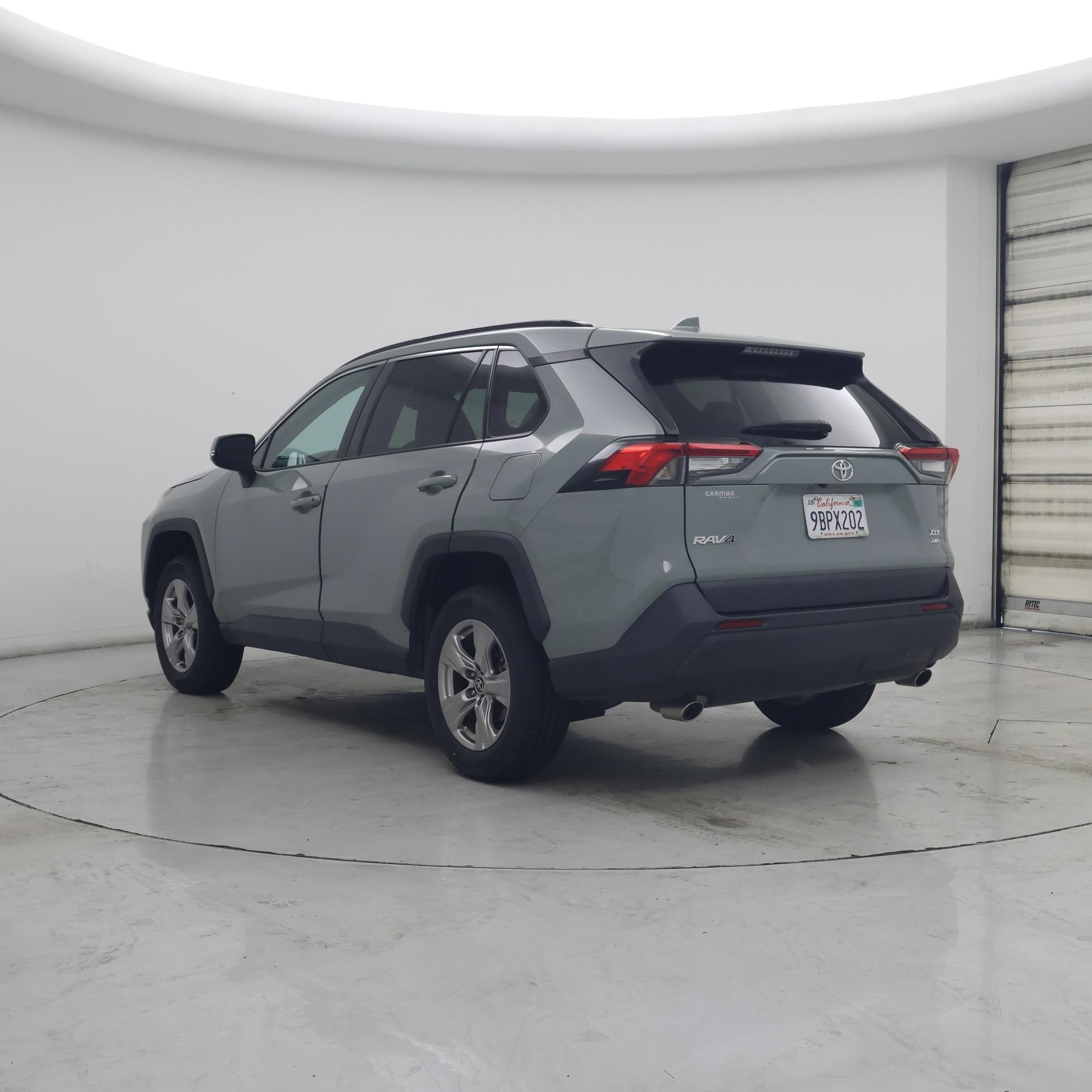 Thumbnail: 2022 Toyota RAV4 - 2