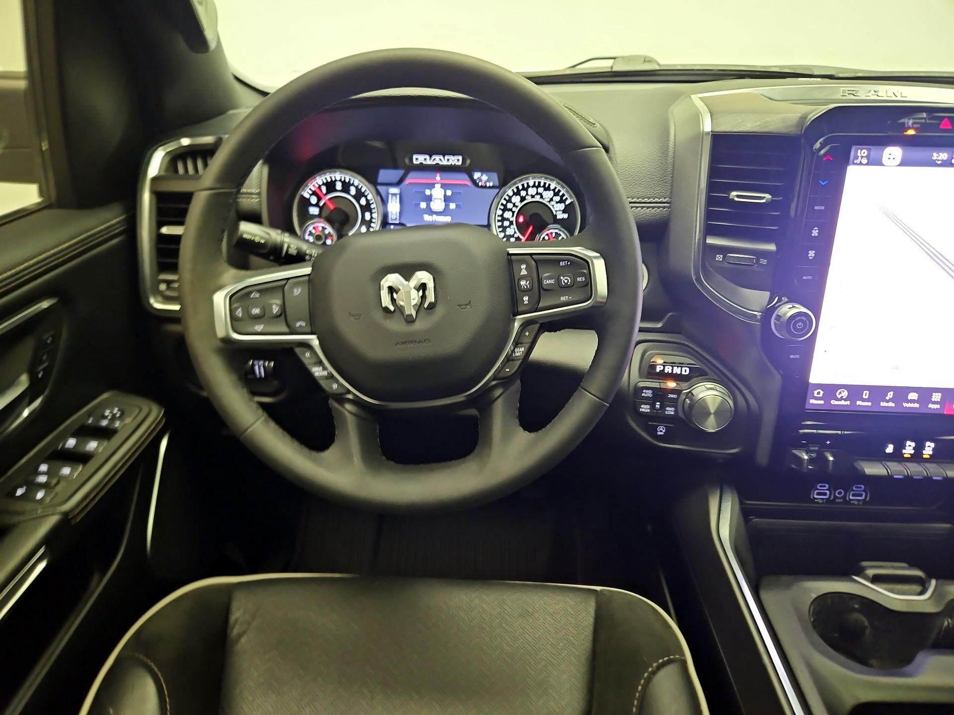 Thumbnail: 2025 RAM 1500 - 10