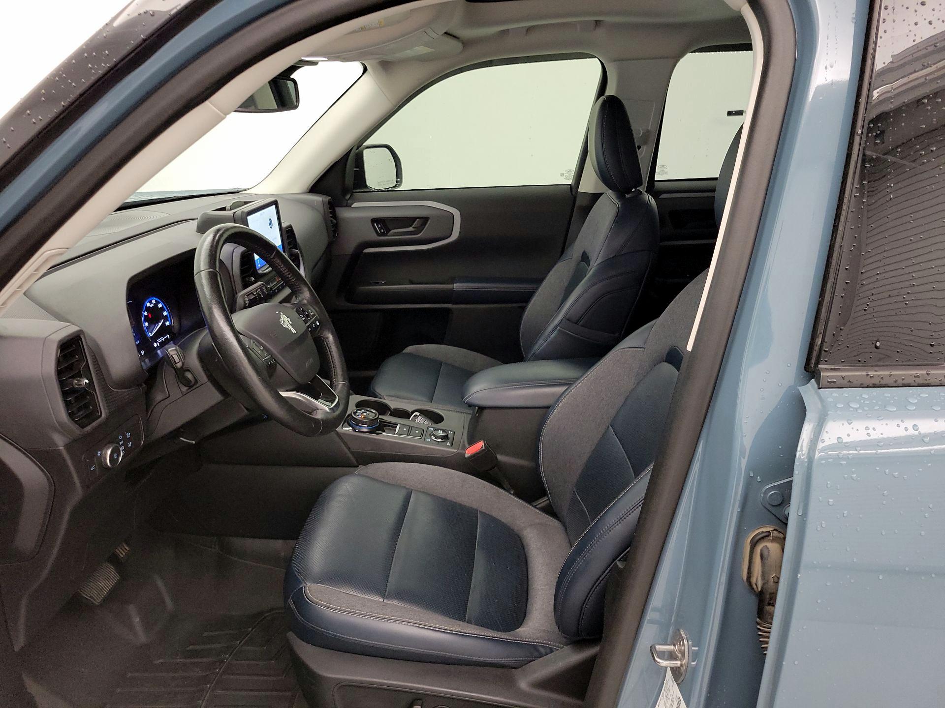 Thumbnail: 2021 Ford Bronco Sport - 11