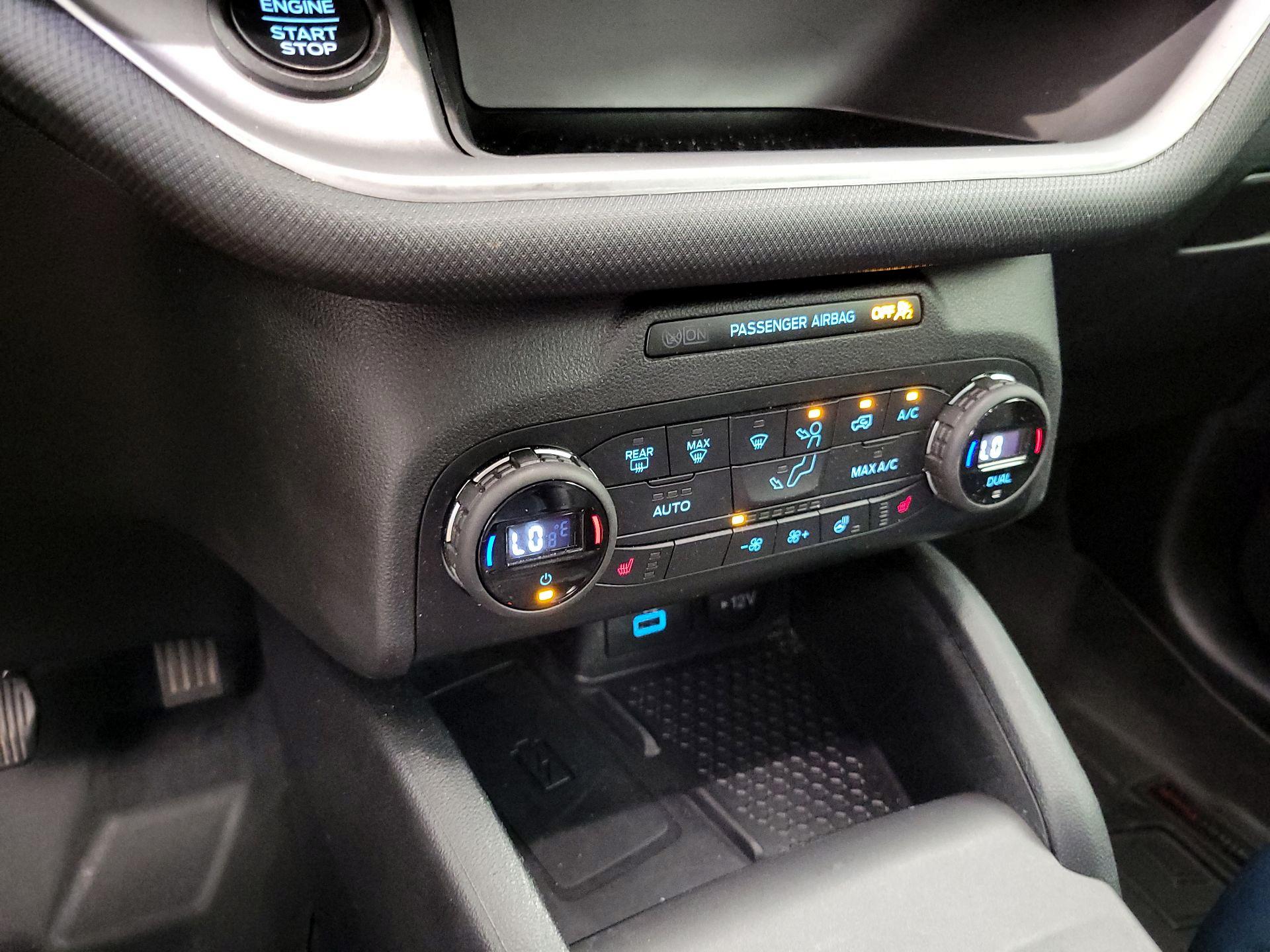 Thumbnail: 2021 Ford Bronco Sport - 16
