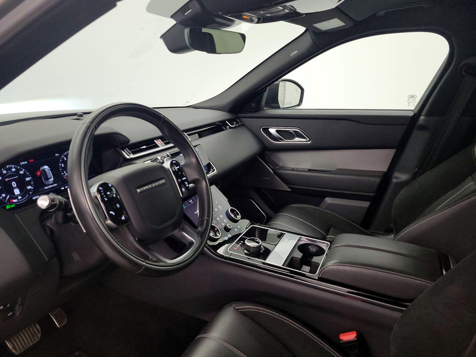 2019 Land Rover Range Rover Velar SE - Photo 12