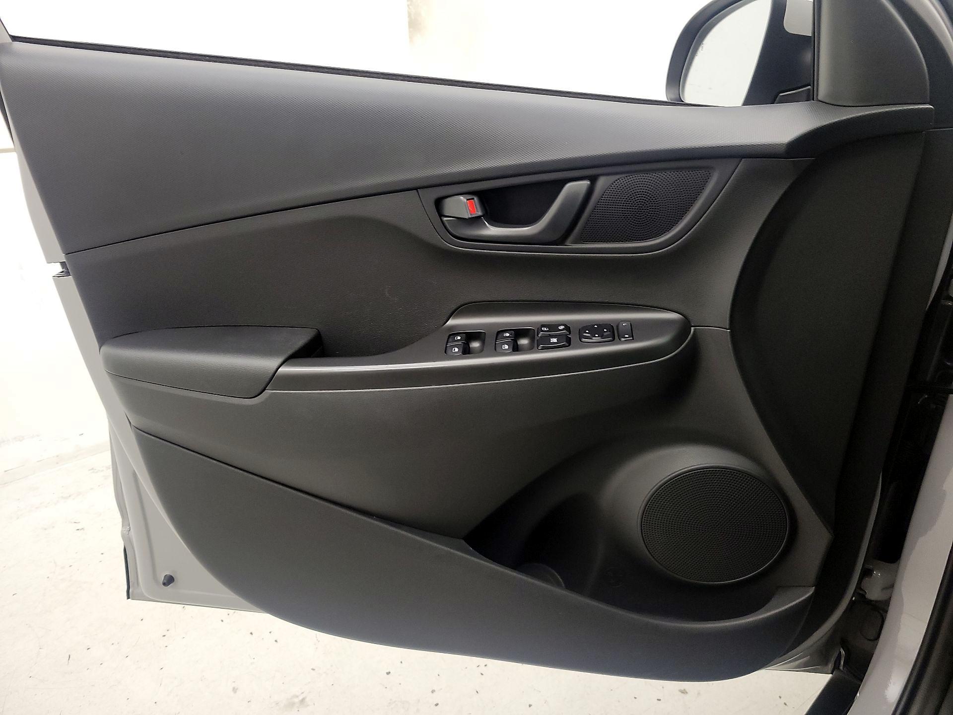 Thumbnail: 2023 Hyundai Kona - 12