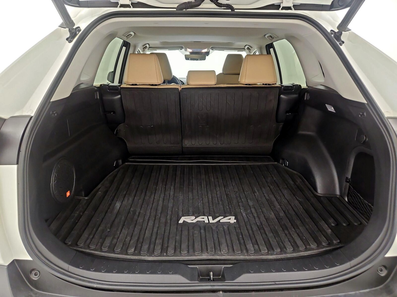 2020 Toyota RAV4 Limited - Photo 23
