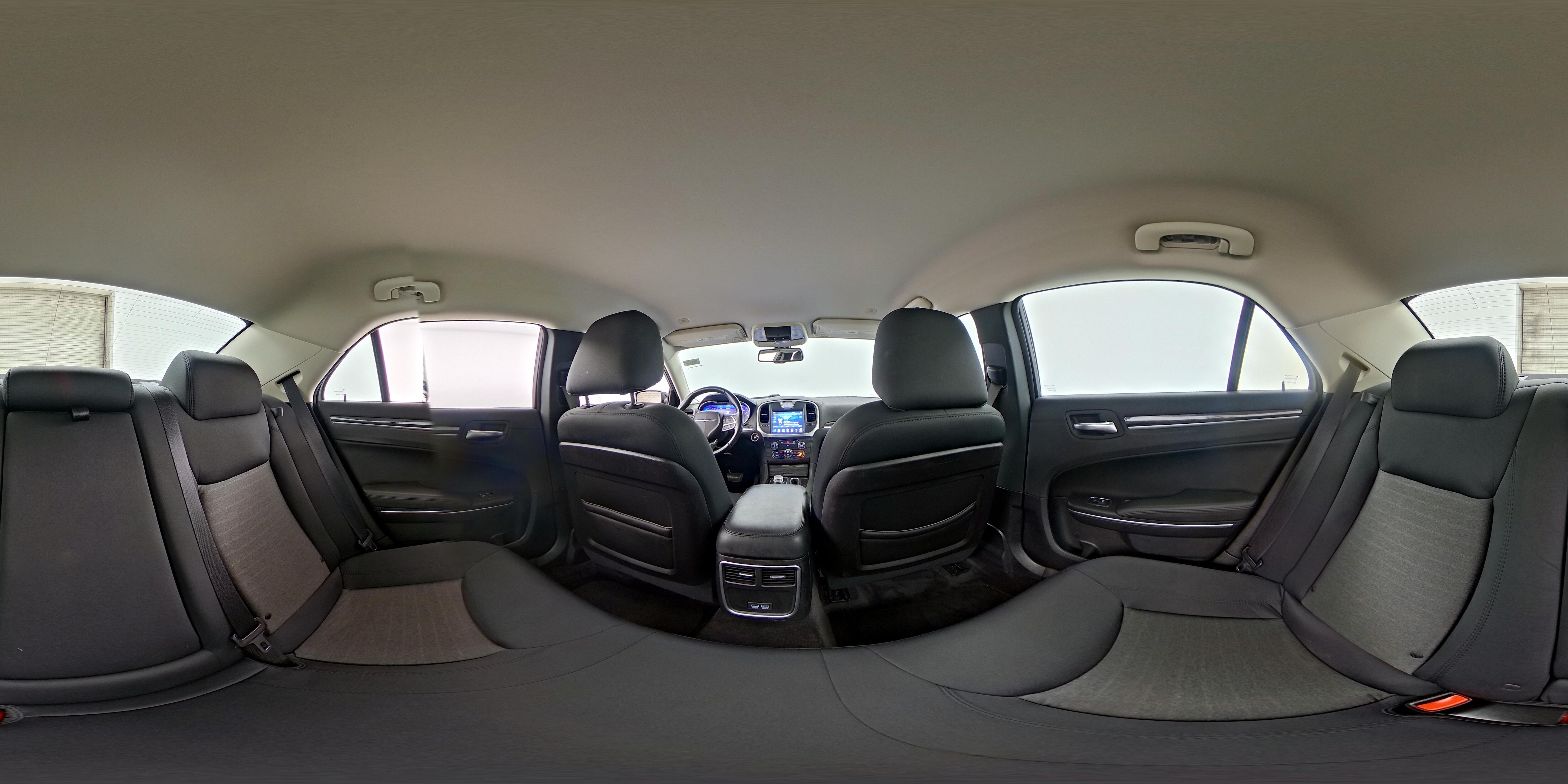 2018 Chrysler 300 Touring - Photo 23