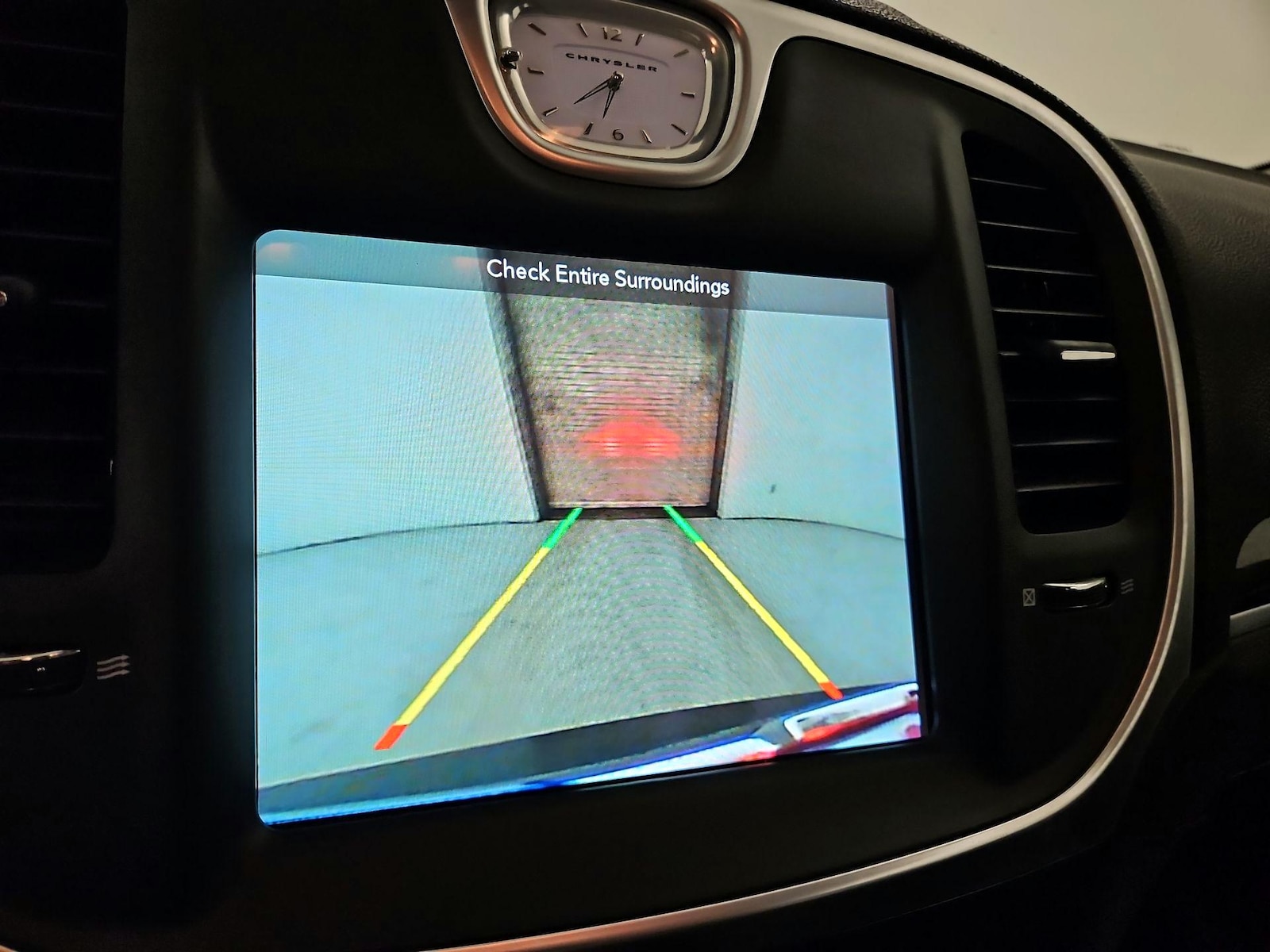 2018 Chrysler 300 Touring - Photo 13