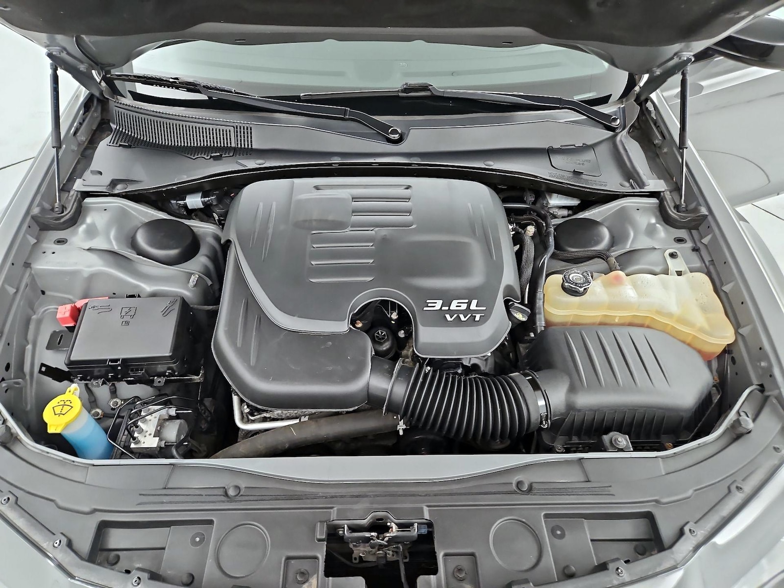 2018 Chrysler 300 Touring - Photo 20