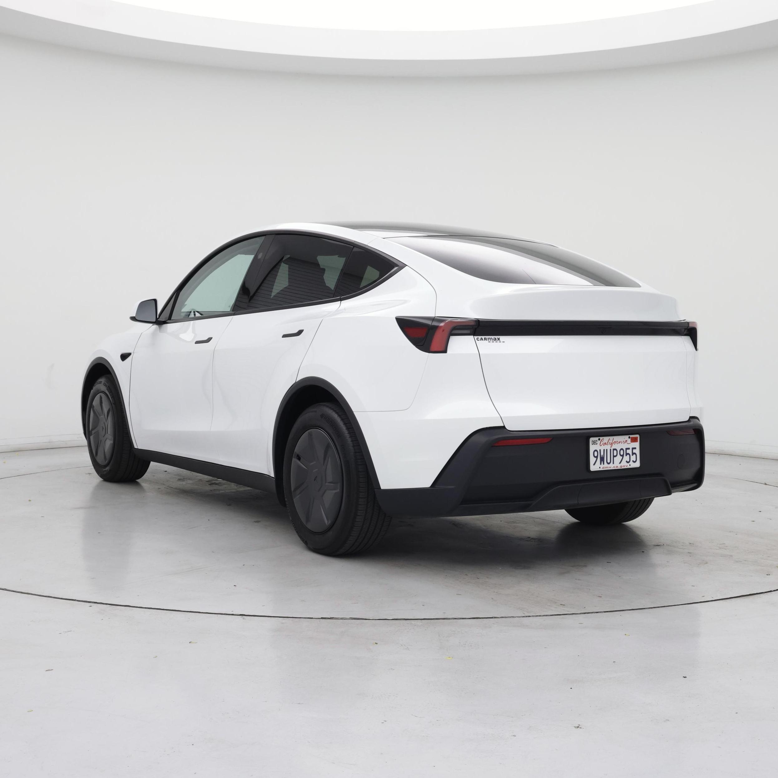 Thumbnail: 2026 Tesla Model Y - 2
