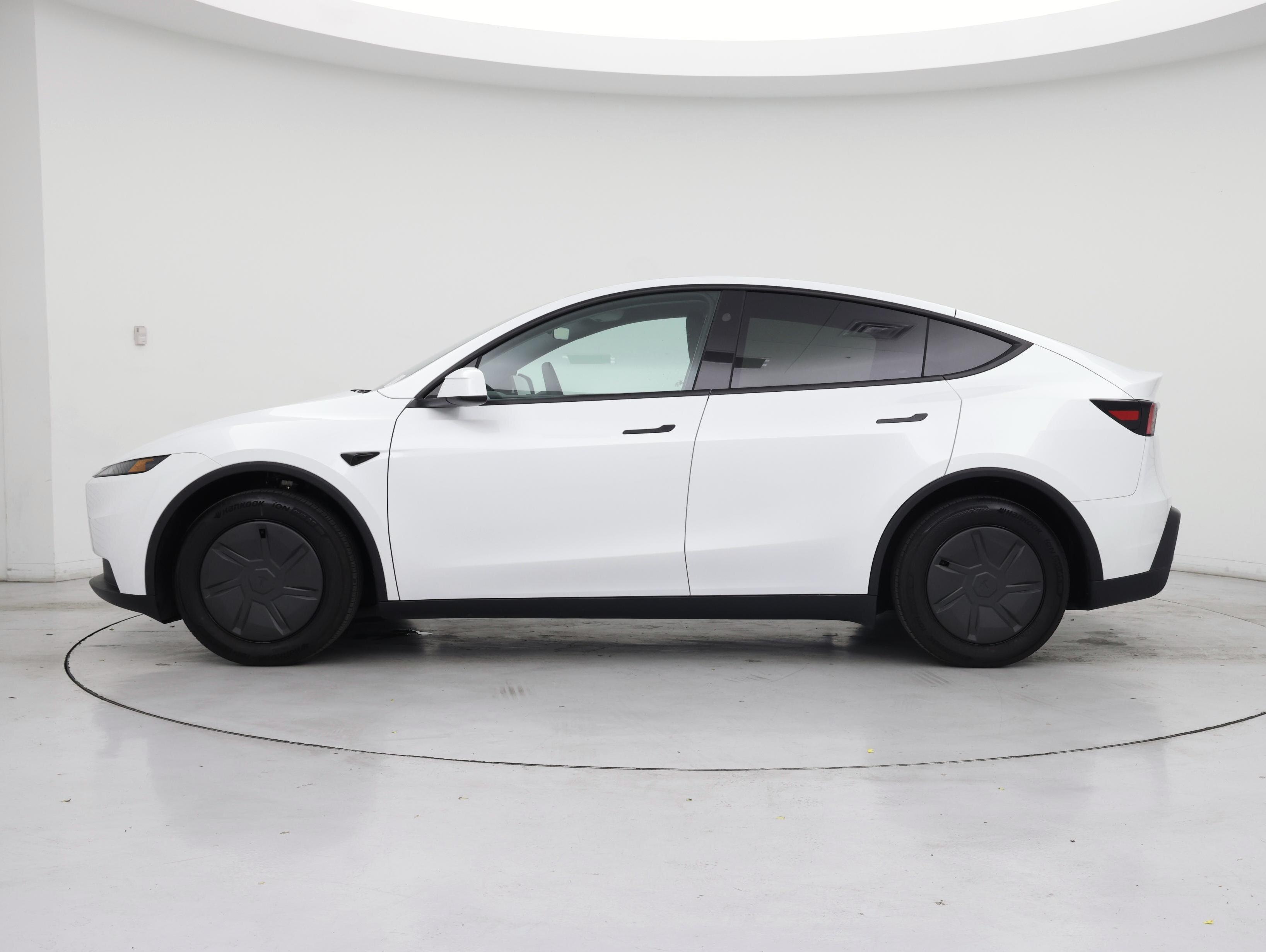 Thumbnail: 2026 Tesla Model Y - 3