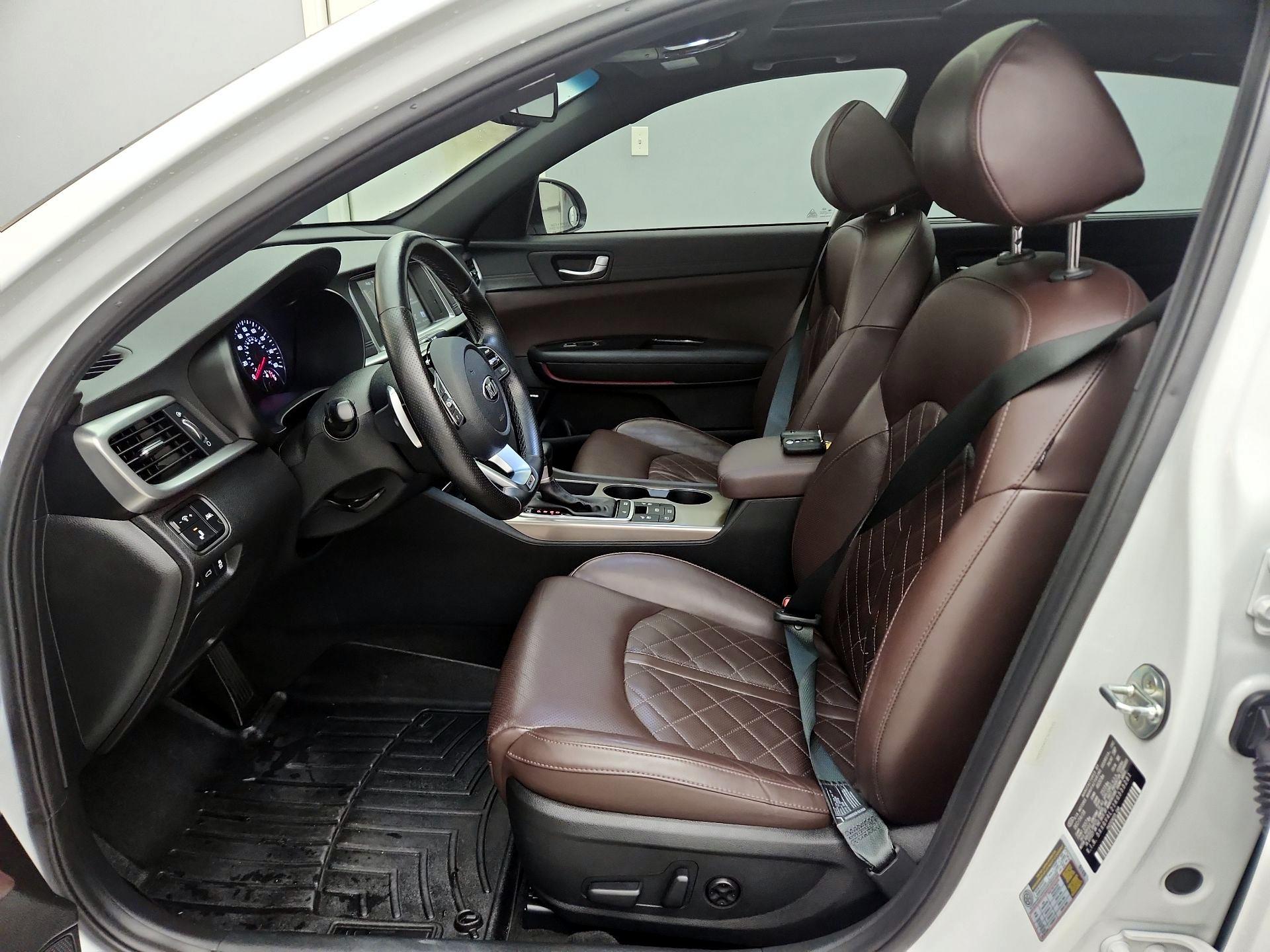 Thumbnail: 2019 Kia Optima - 11
