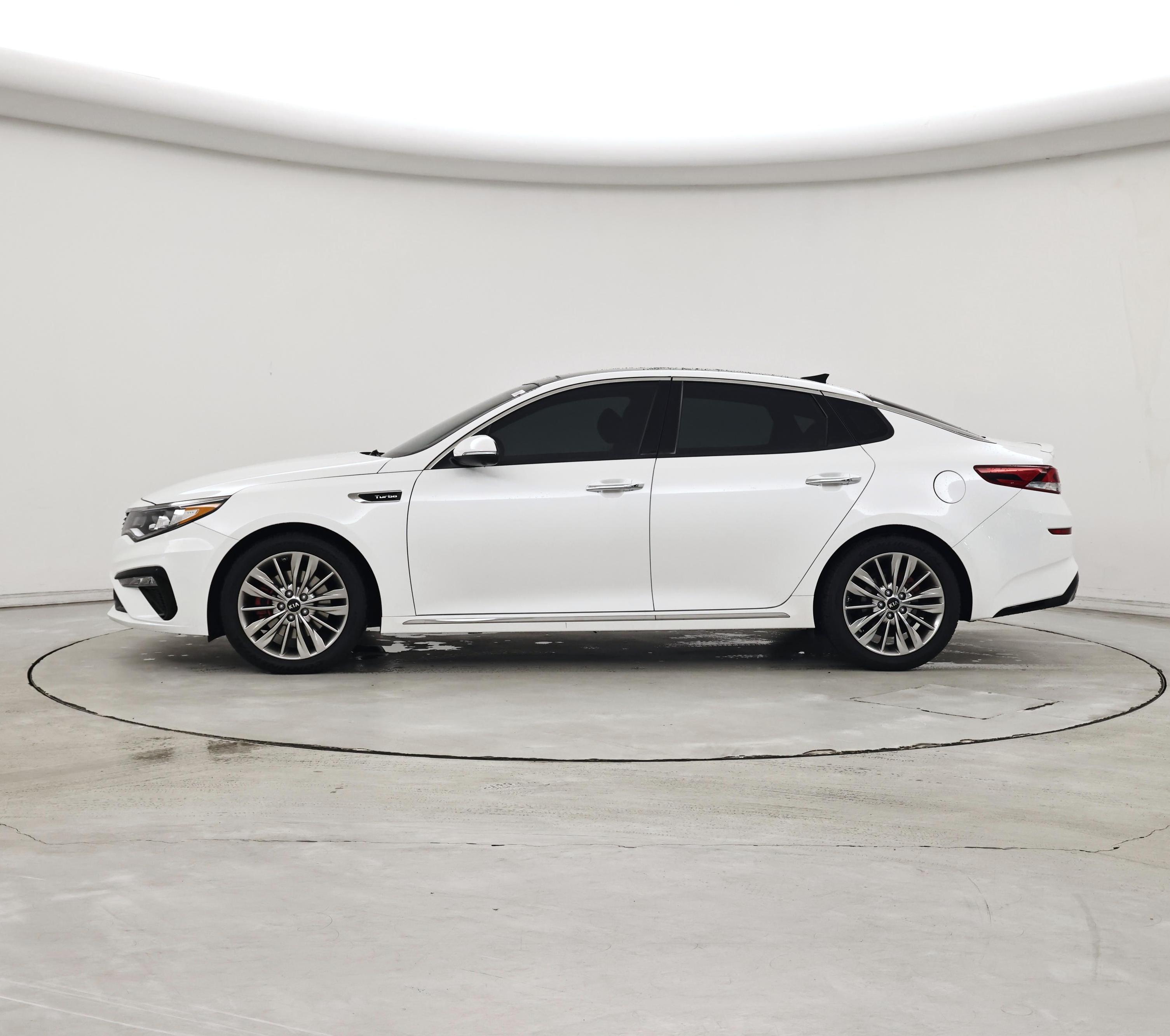 Thumbnail: 2019 Kia Optima - 3