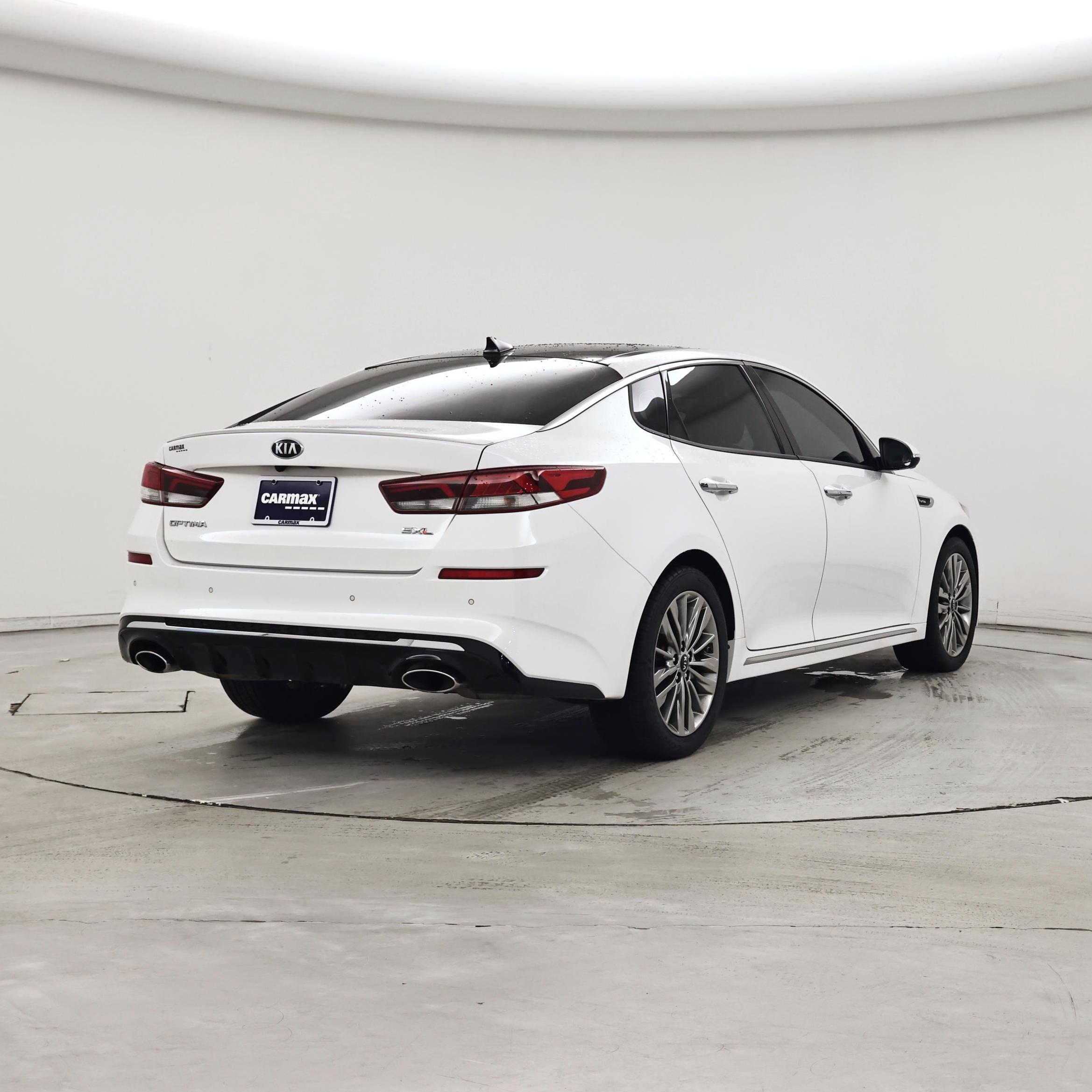 Thumbnail: 2019 Kia Optima - 8