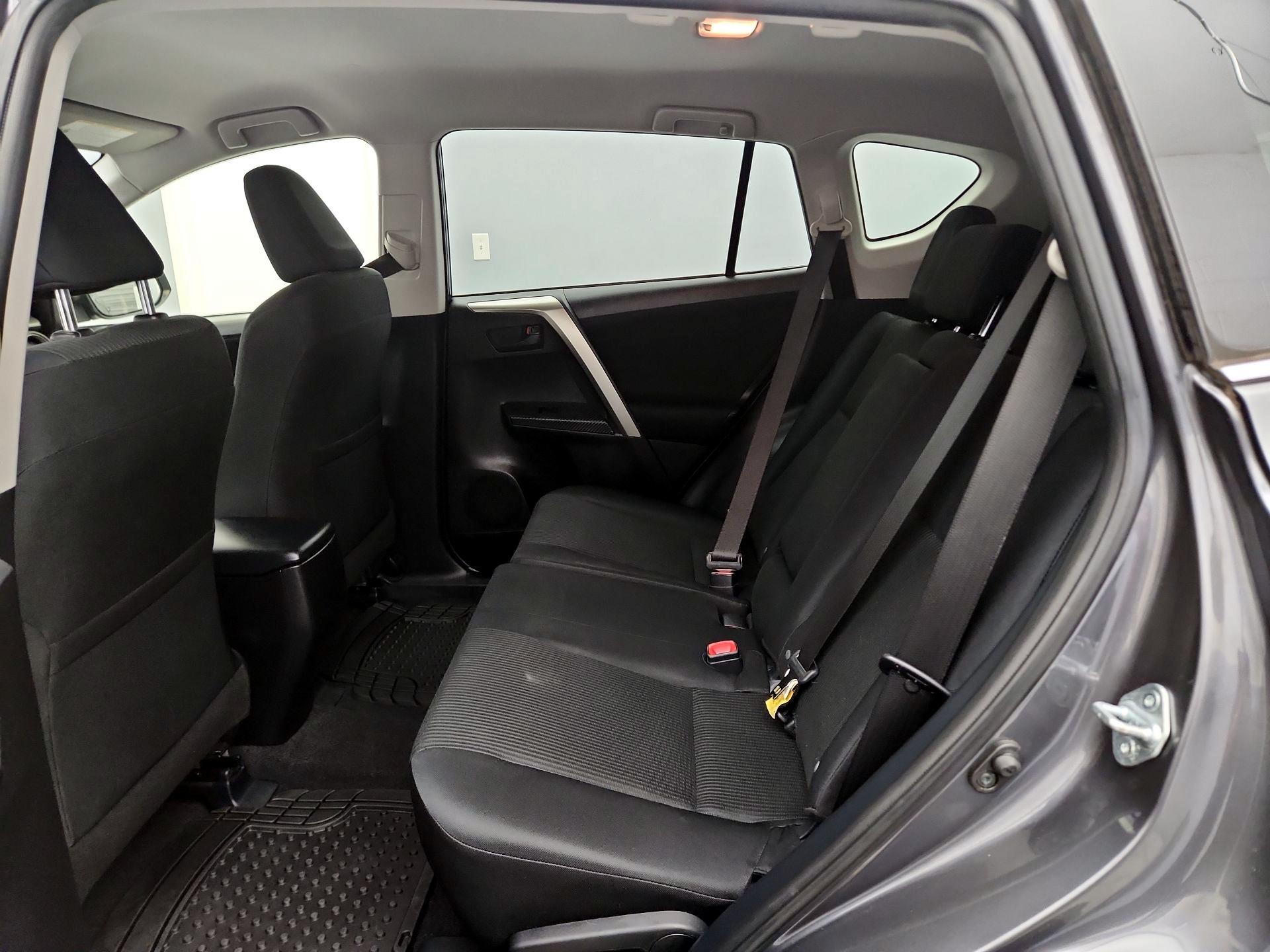 Thumbnail: 2014 Toyota RAV4 - 19