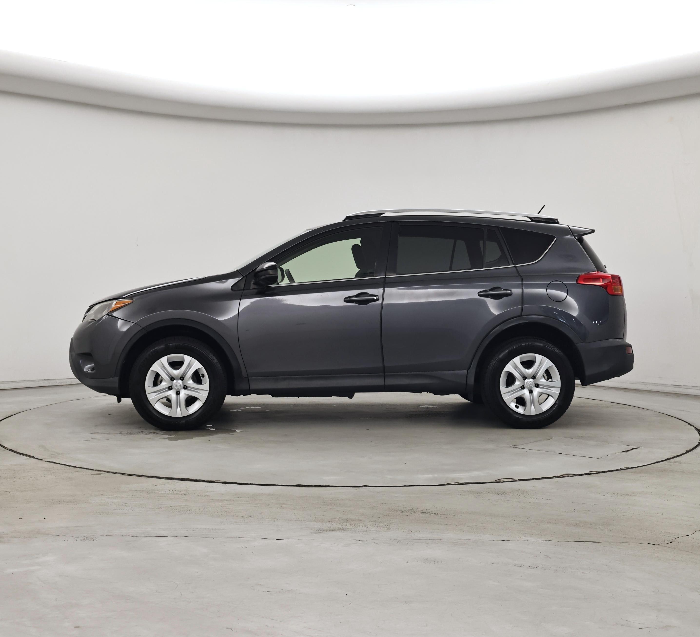 Thumbnail: 2014 Toyota RAV4 - 3
