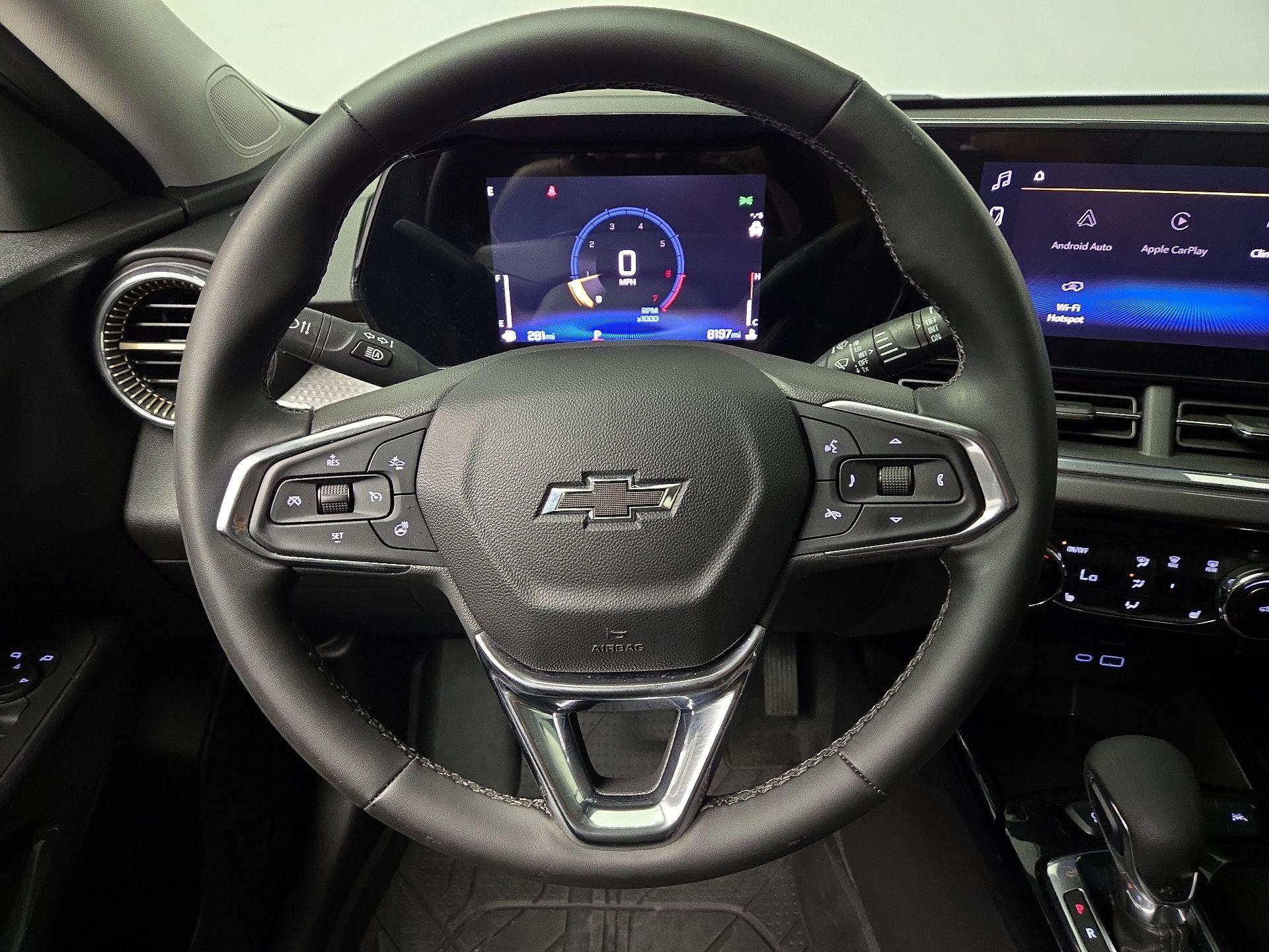 Thumbnail: 2025 Chevrolet Trax - 10