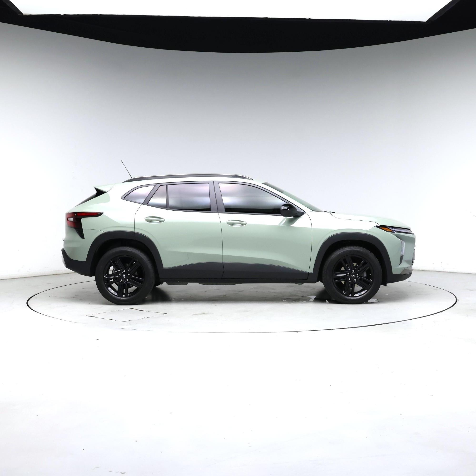 Thumbnail: 2025 Chevrolet Trax - 7
