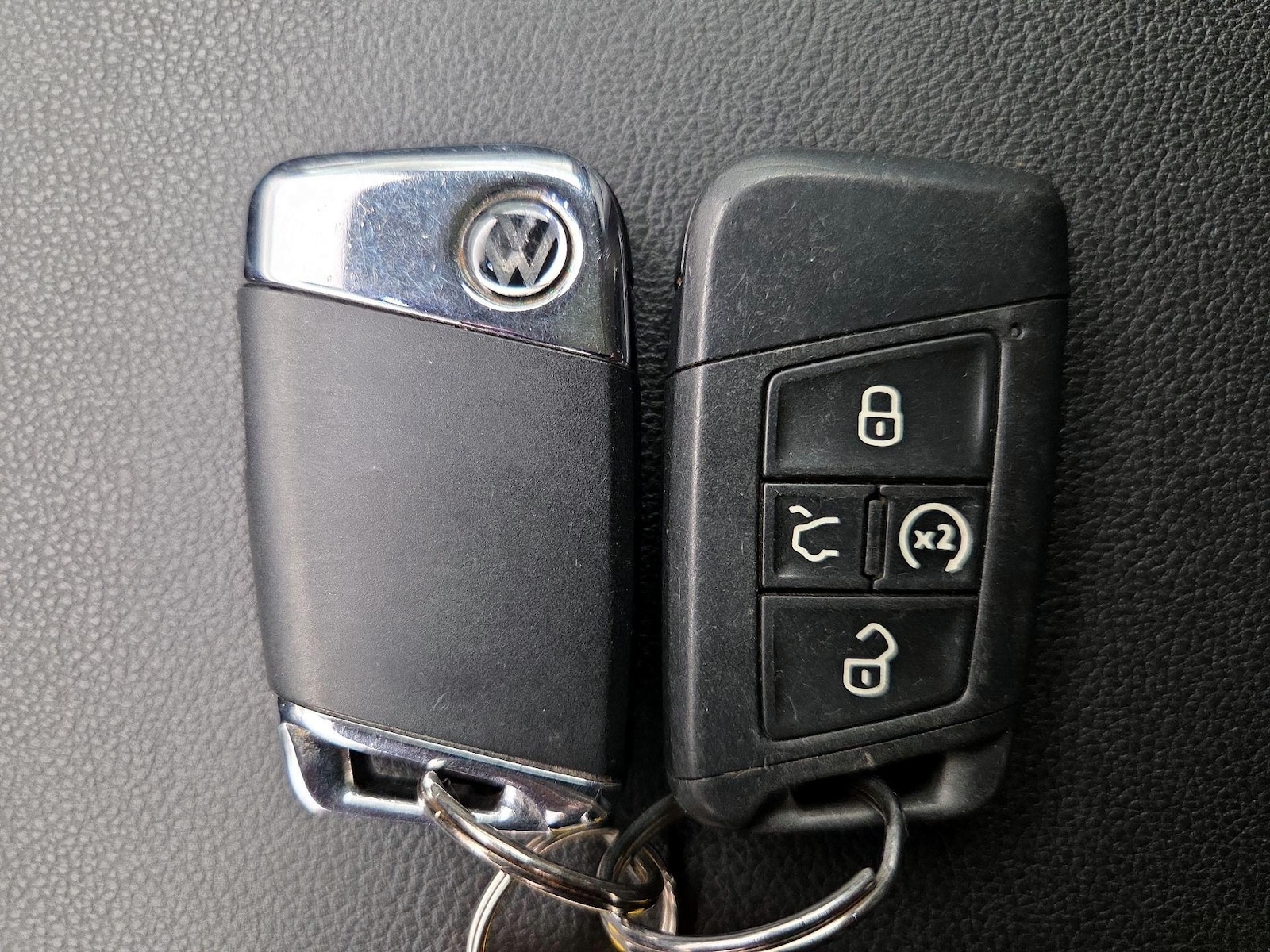 2021 Volkswagen Atlas SE w/Tech R-Line - Photo 26