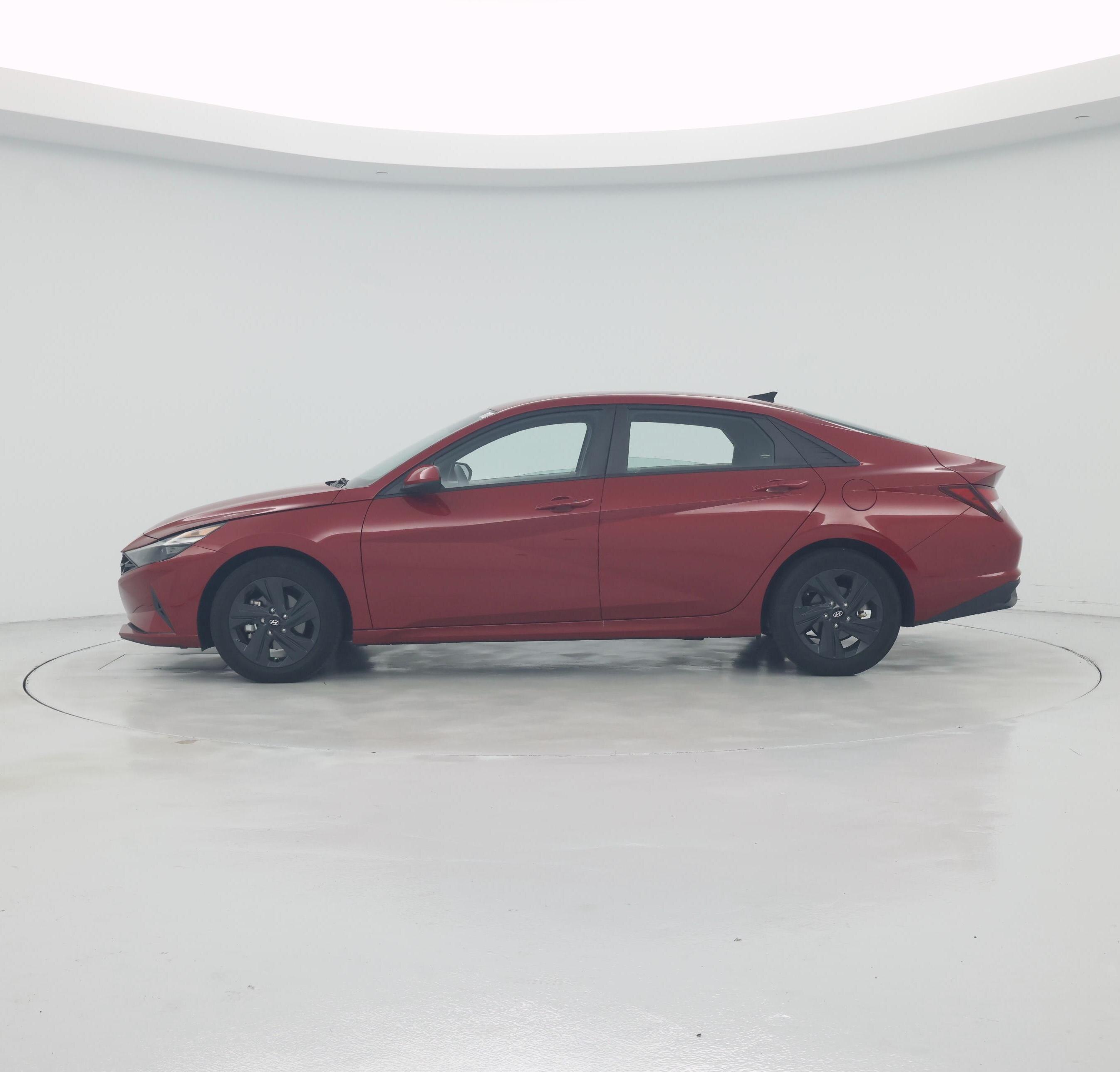 Thumbnail: 2023 Hyundai Elantra - 3