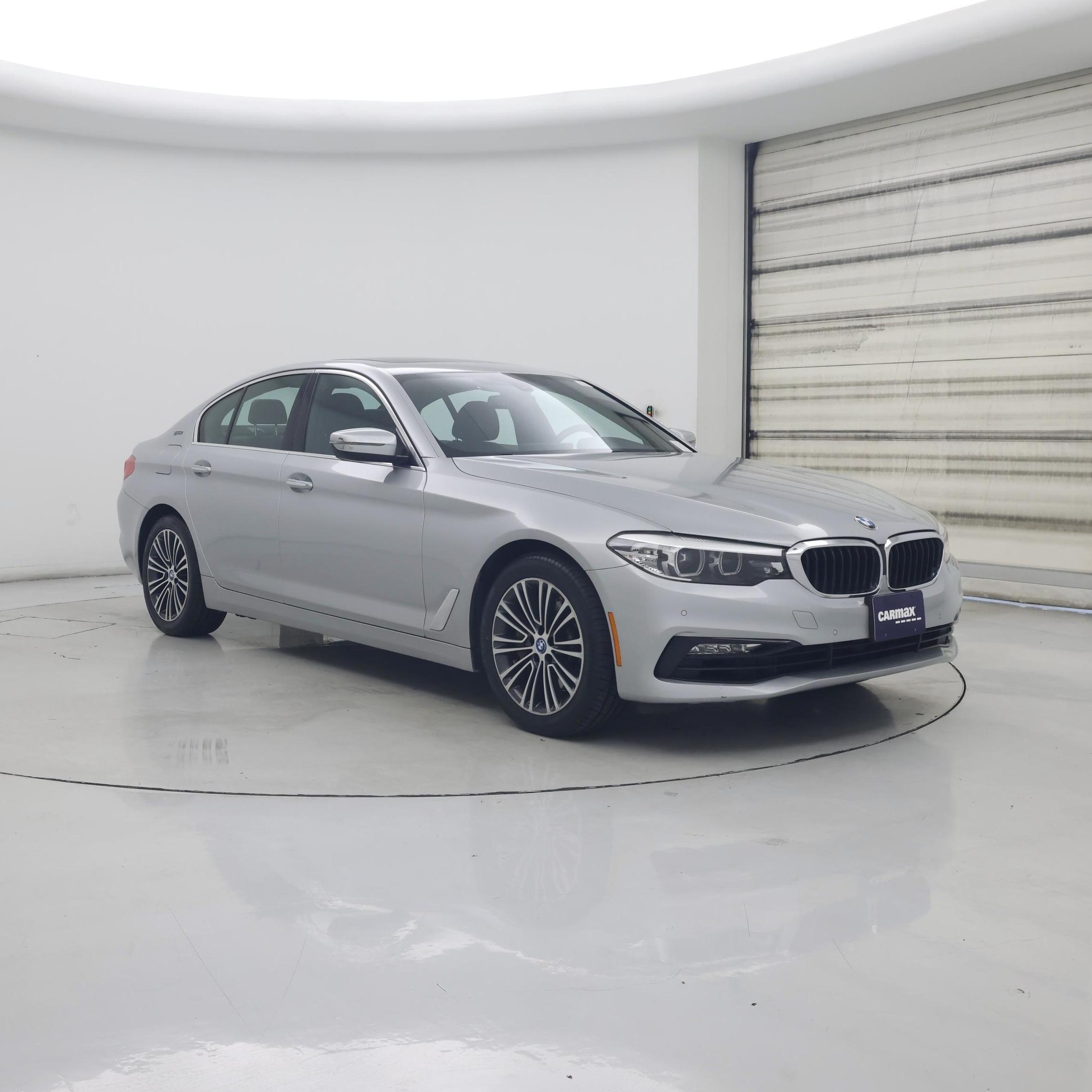 Silver 2018 BMW 5 Series Sedan Rear-Wheel Drive Automatic