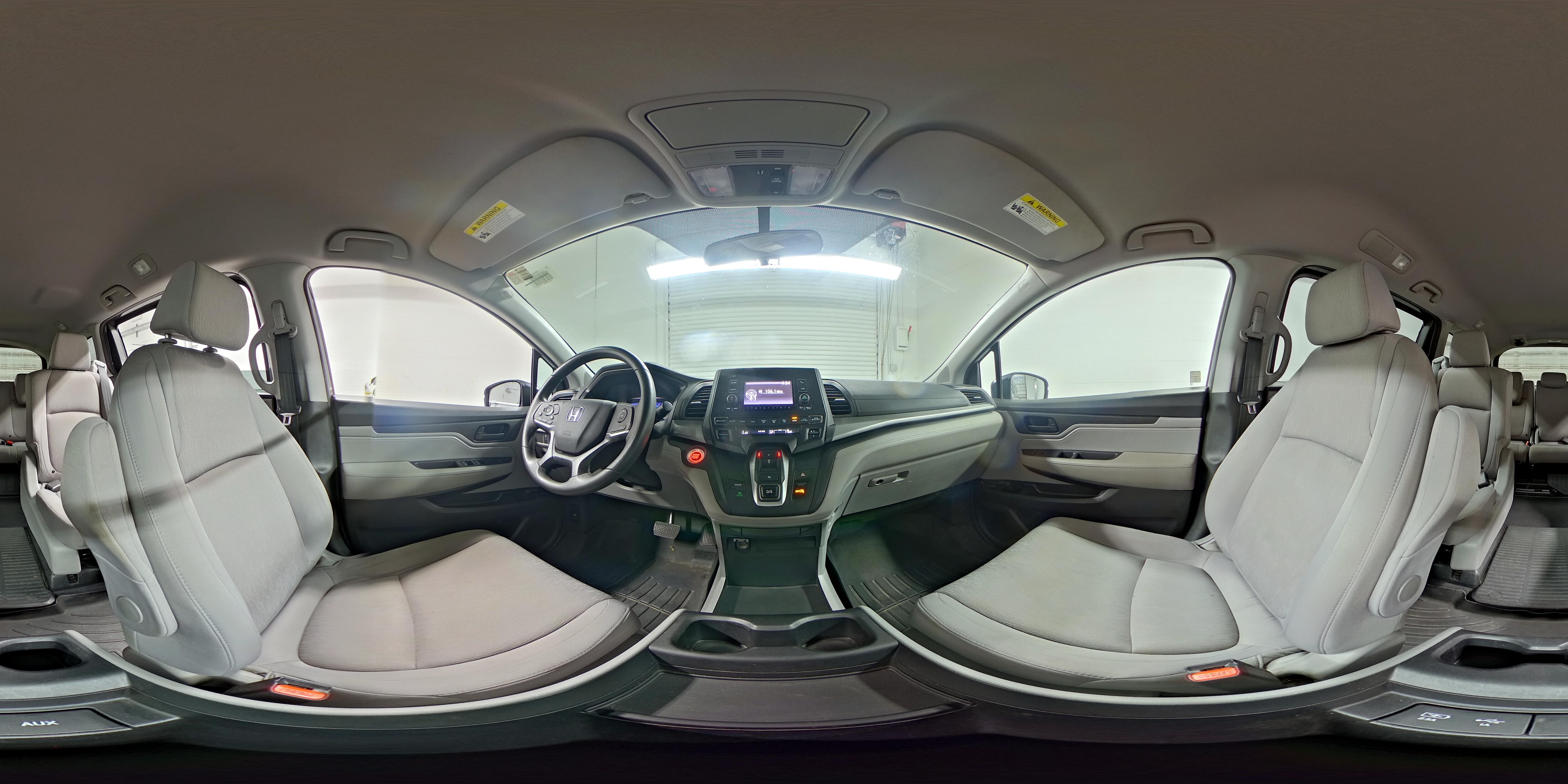 2018 Honda Odyssey LX - Photo 26