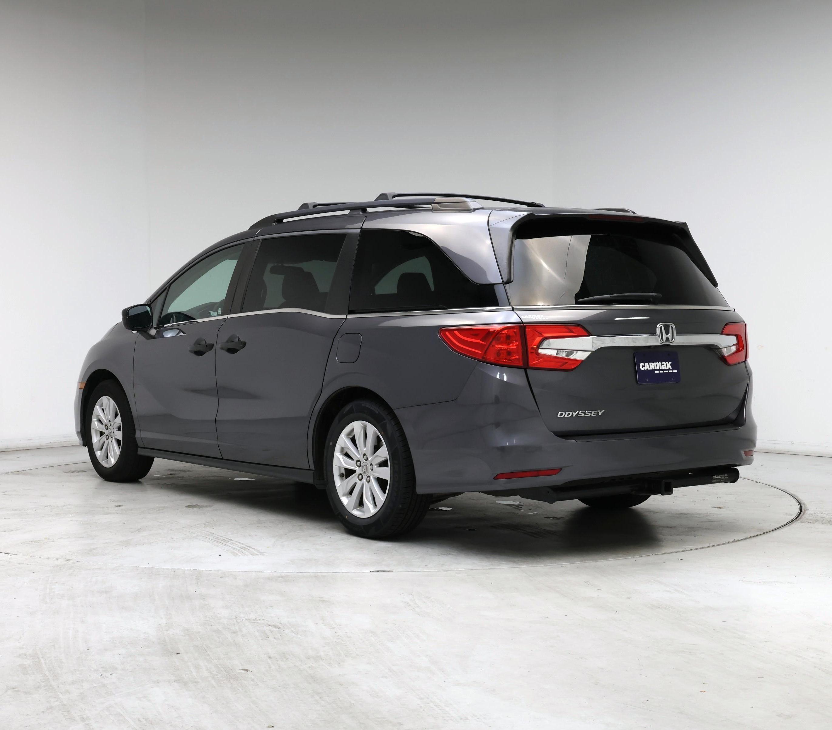 Thumbnail: 2018 Honda Odyssey - 2