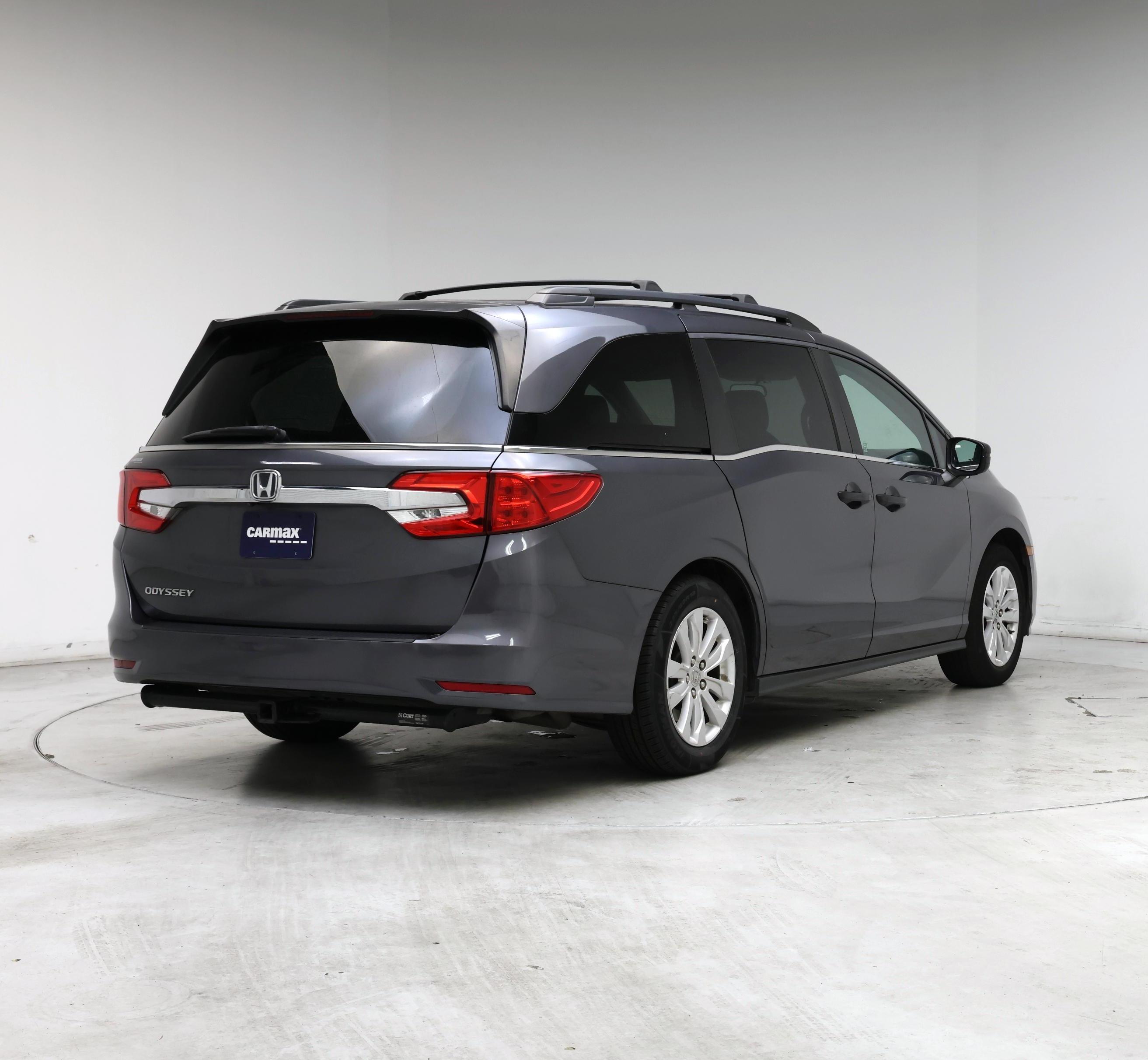 Thumbnail: 2018 Honda Odyssey - 8