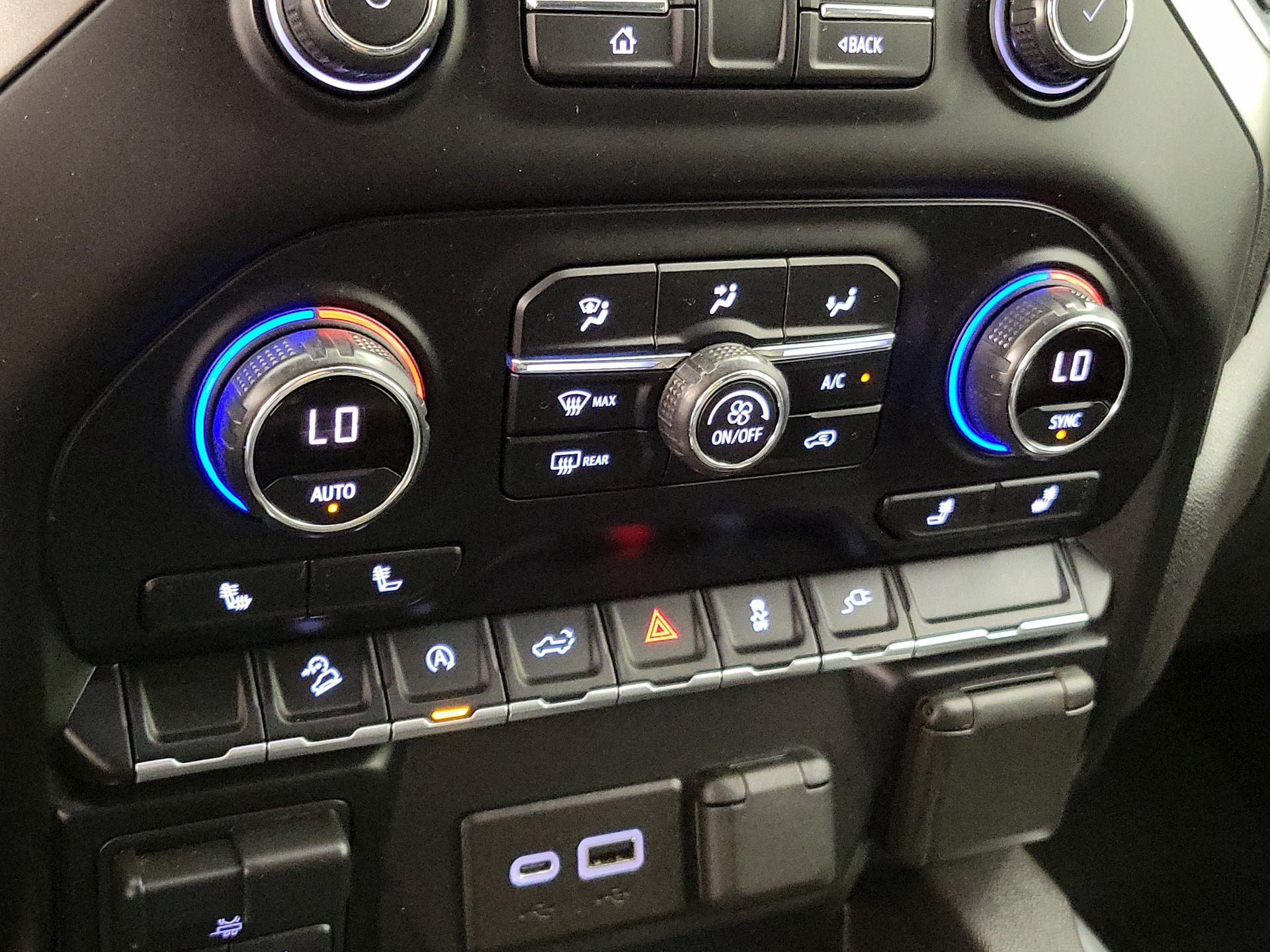 Thumbnail: 2021 Chevrolet Silverado 1500 - 16