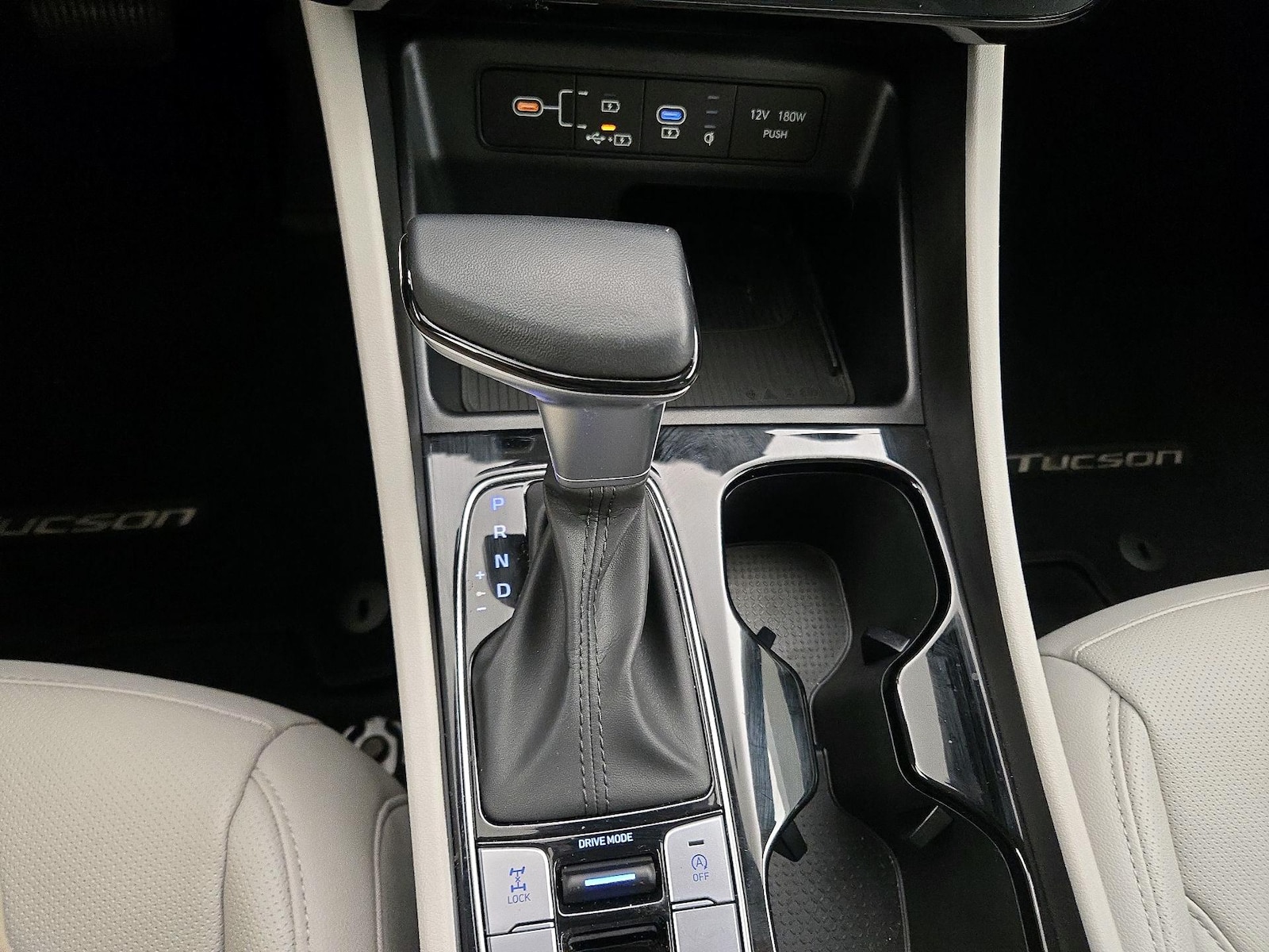 2025 Hyundai Tucson SEL Convenience - Photo 19