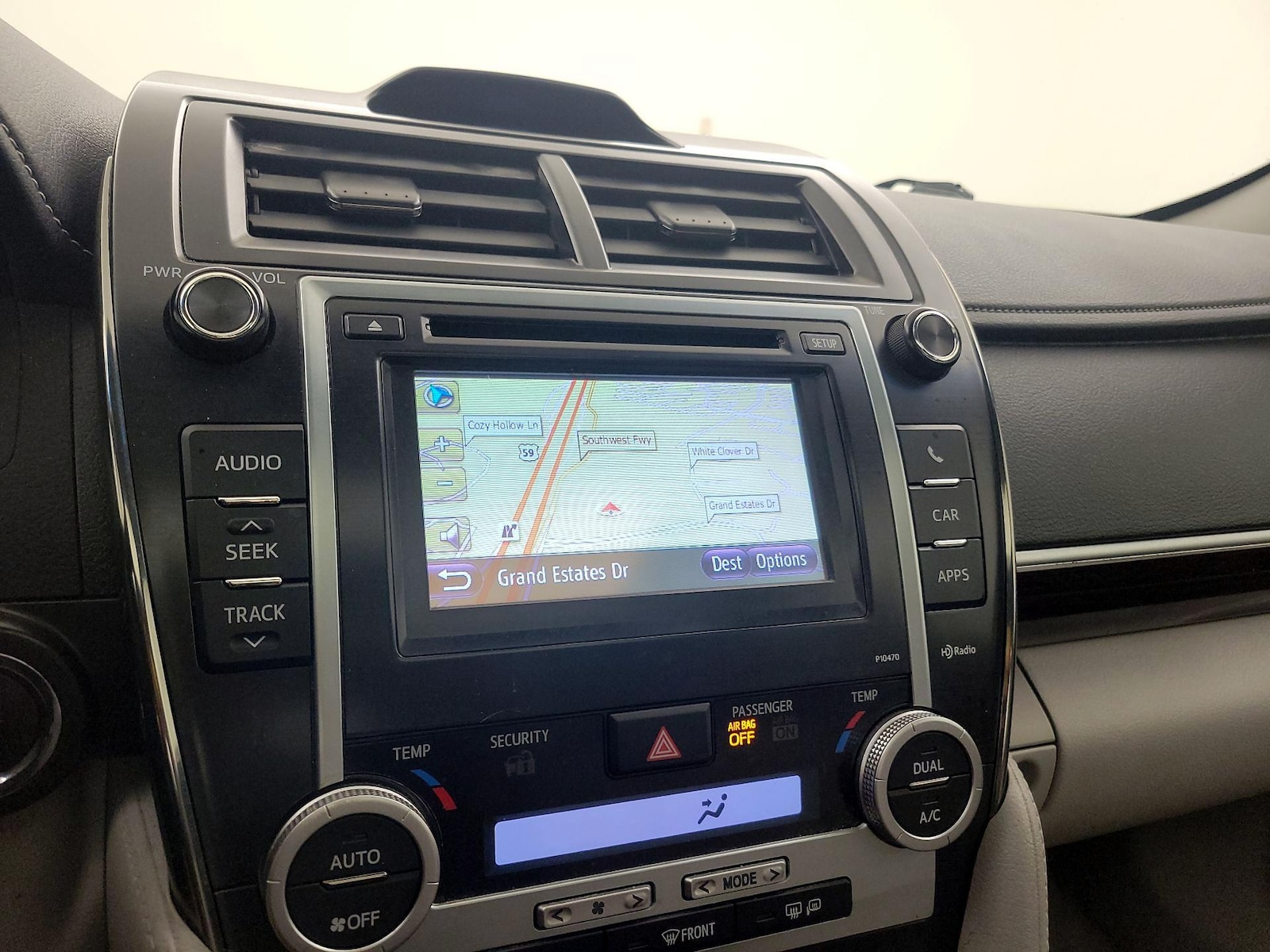 2014 Toyota Camry XLE - Photo 15
