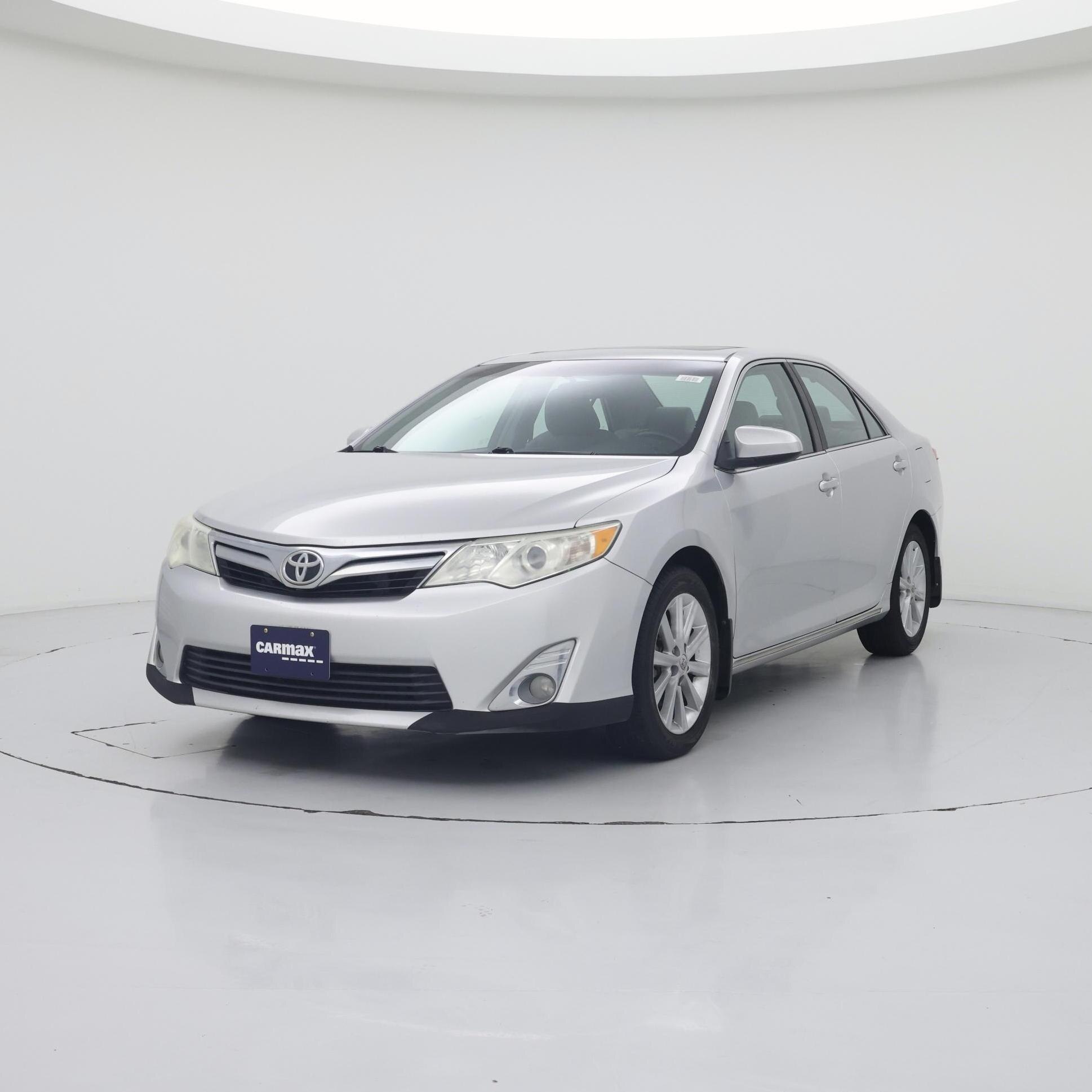 Thumbnail: 2014 Toyota Camry - 4