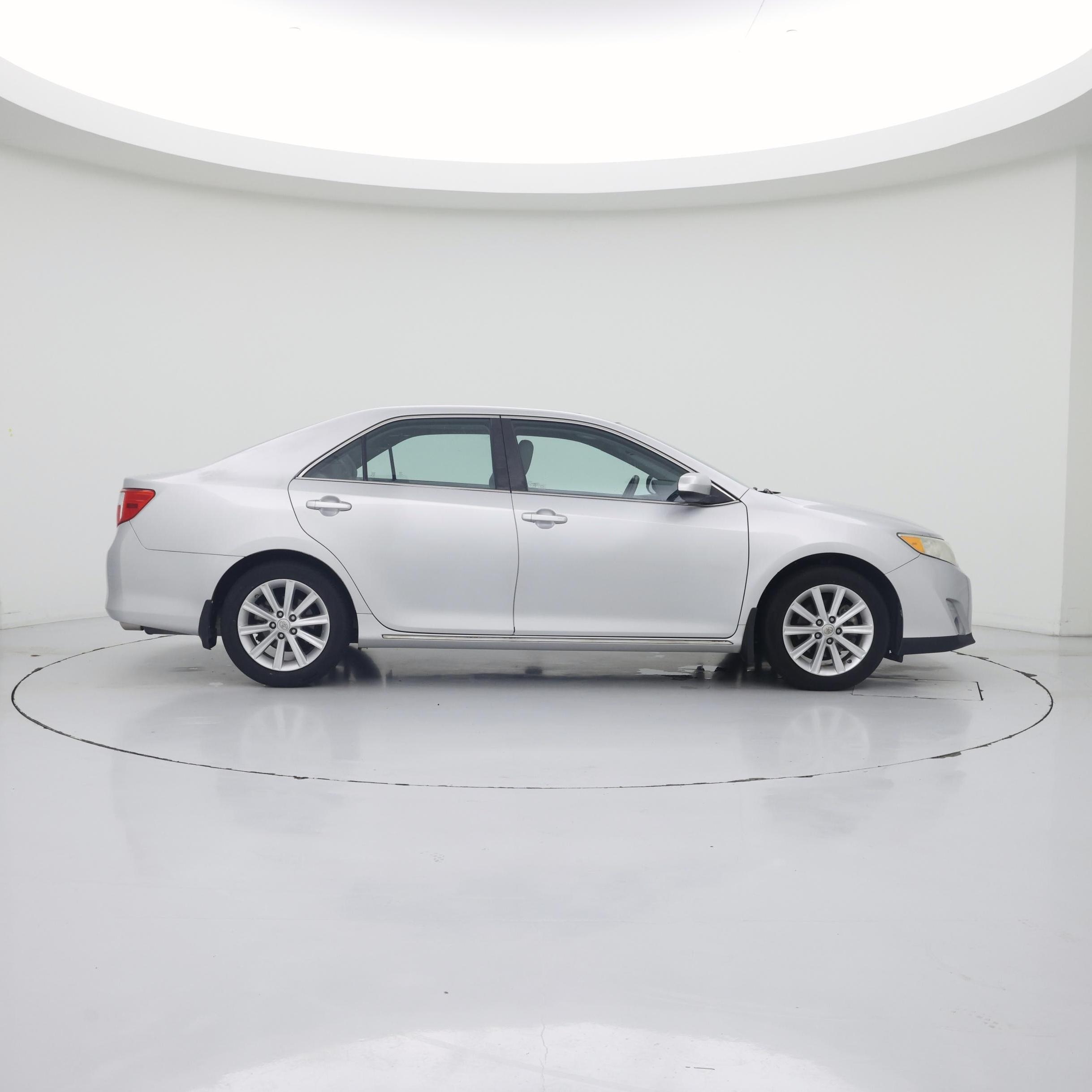 Thumbnail: 2014 Toyota Camry - 7