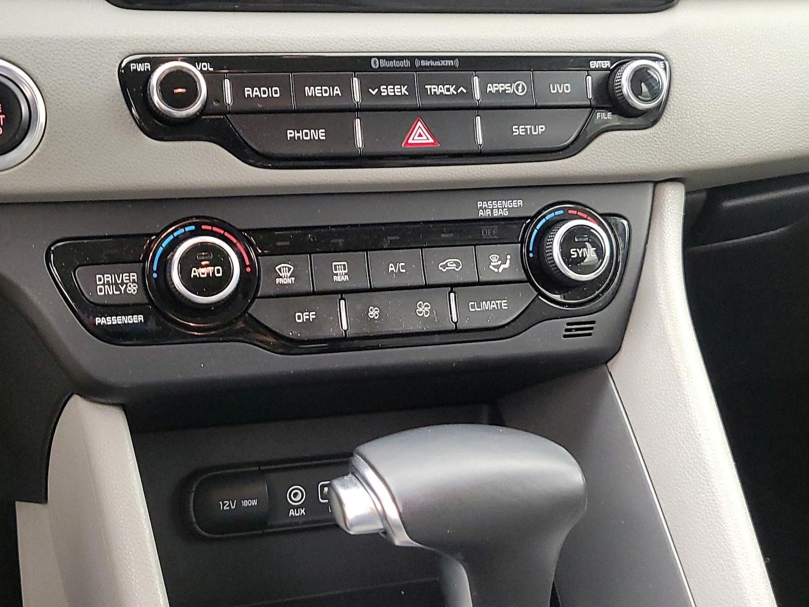 2019 Kia Niro LX - Photo 17