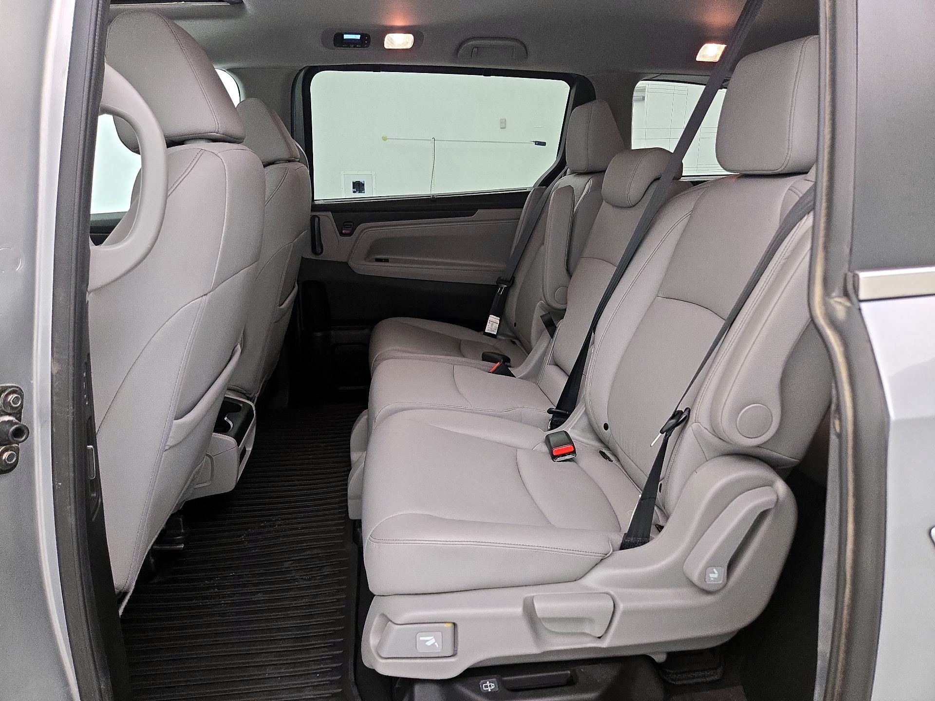 Thumbnail: 2023 Honda Odyssey - 20