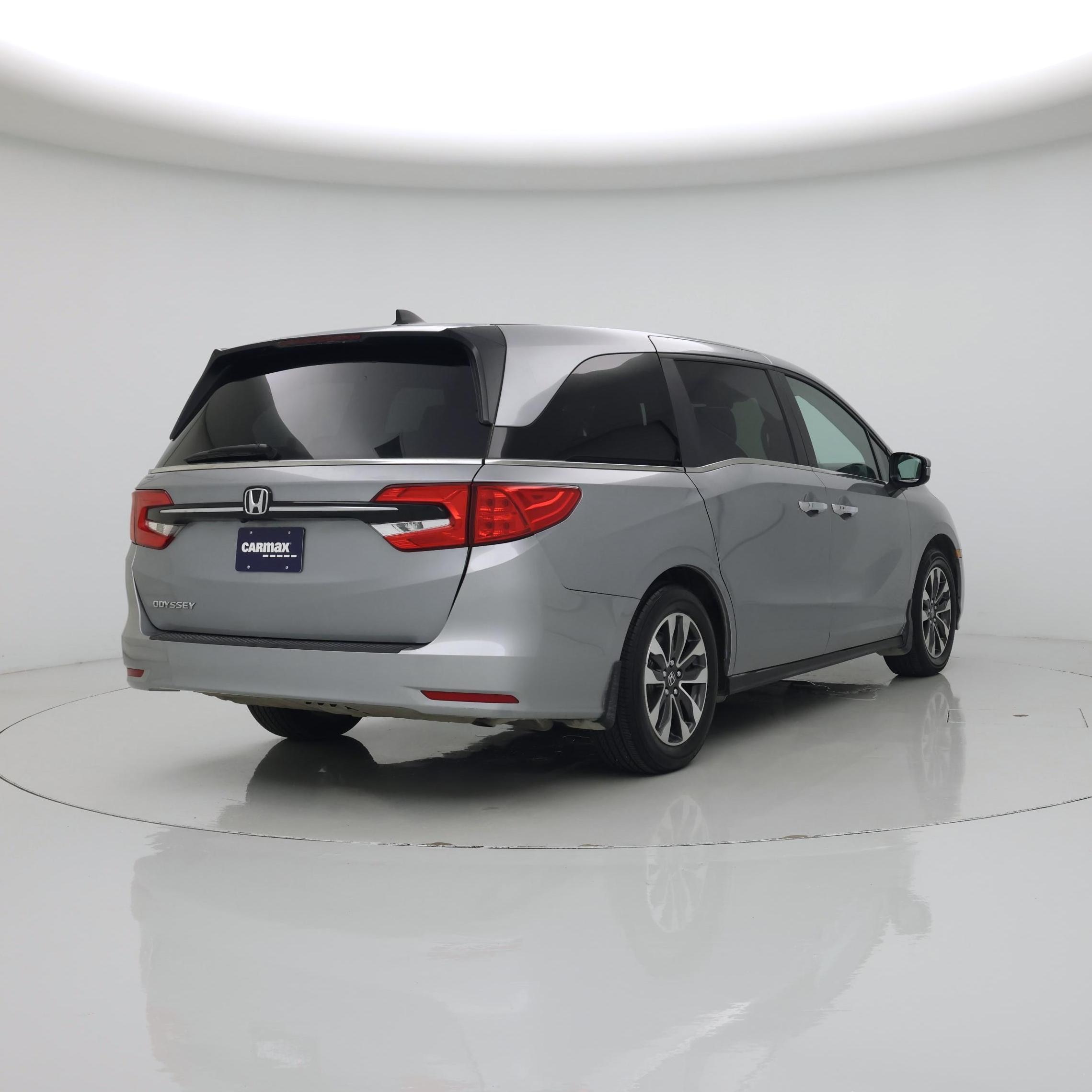 Thumbnail: 2023 Honda Odyssey - 8