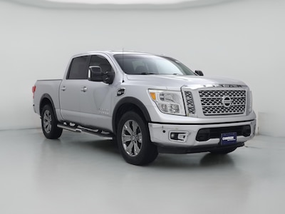 2017 Nissan Titan SV
