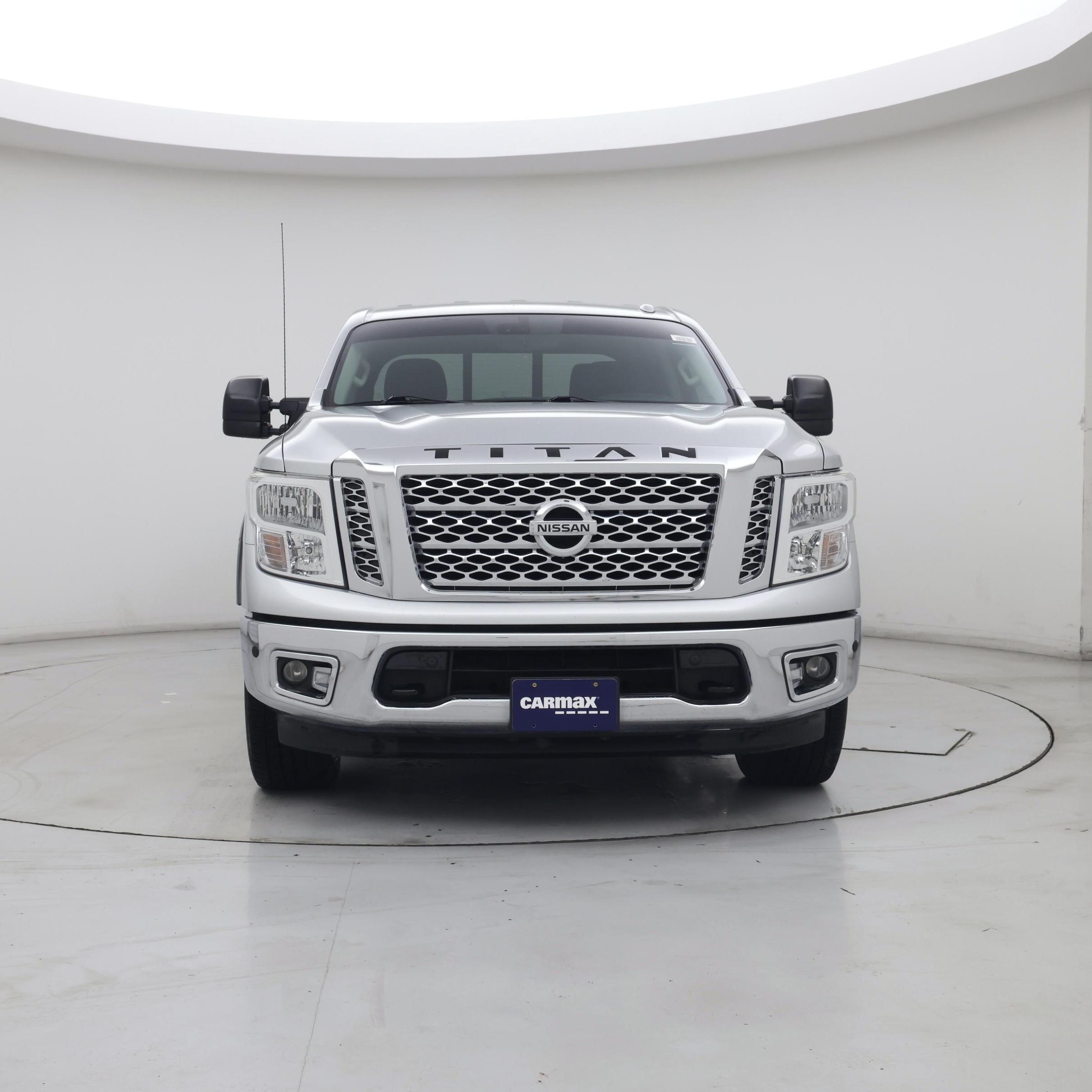 Thumbnail: 2017 Nissan Titan - 5