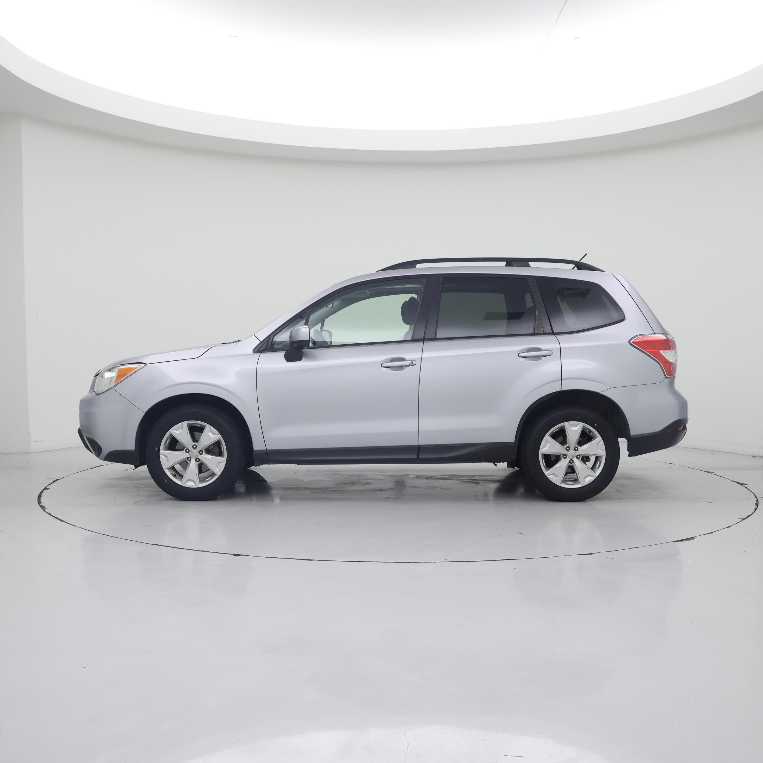 Thumbnail: 2015 Subaru Forester - 3
