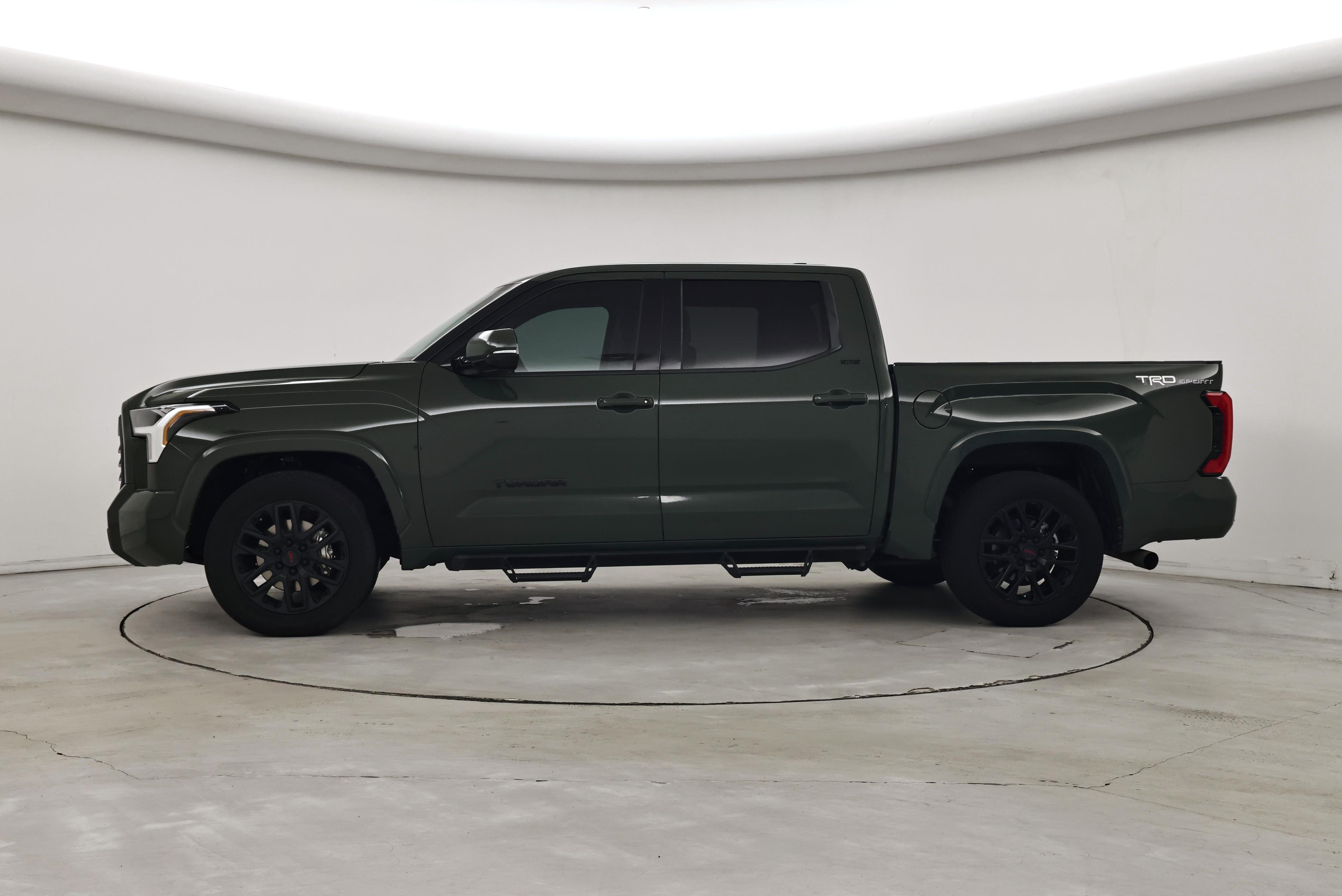 Thumbnail: 2022 Toyota Tundra - 3