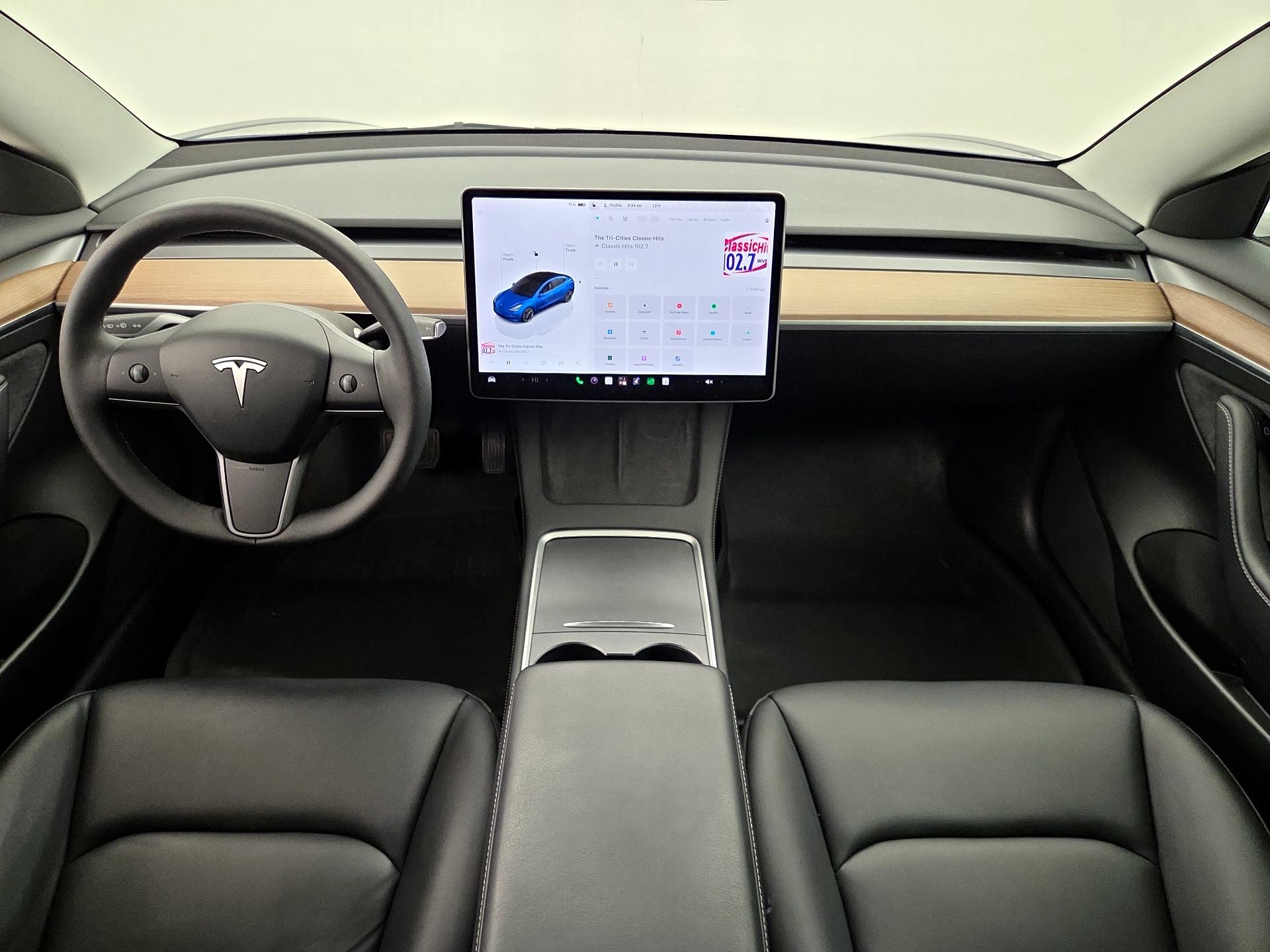 Thumbnail: 2023 Tesla Model 3 - 9