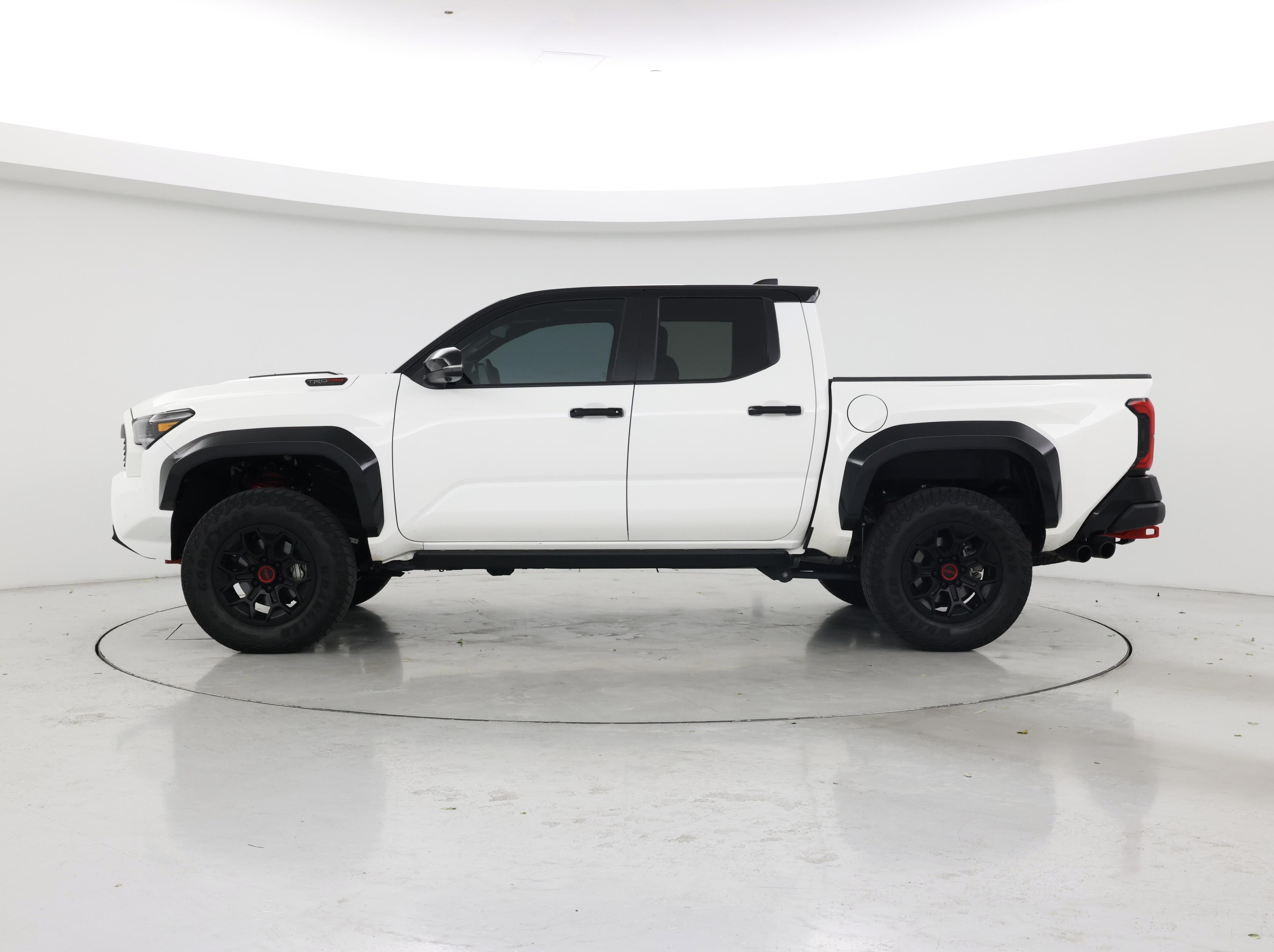 Thumbnail: 2025 Toyota Tacoma - 3