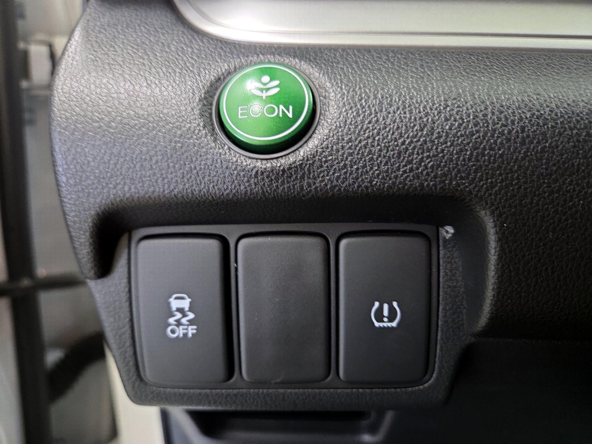 Thumbnail: 2016 Honda CR-V - 13